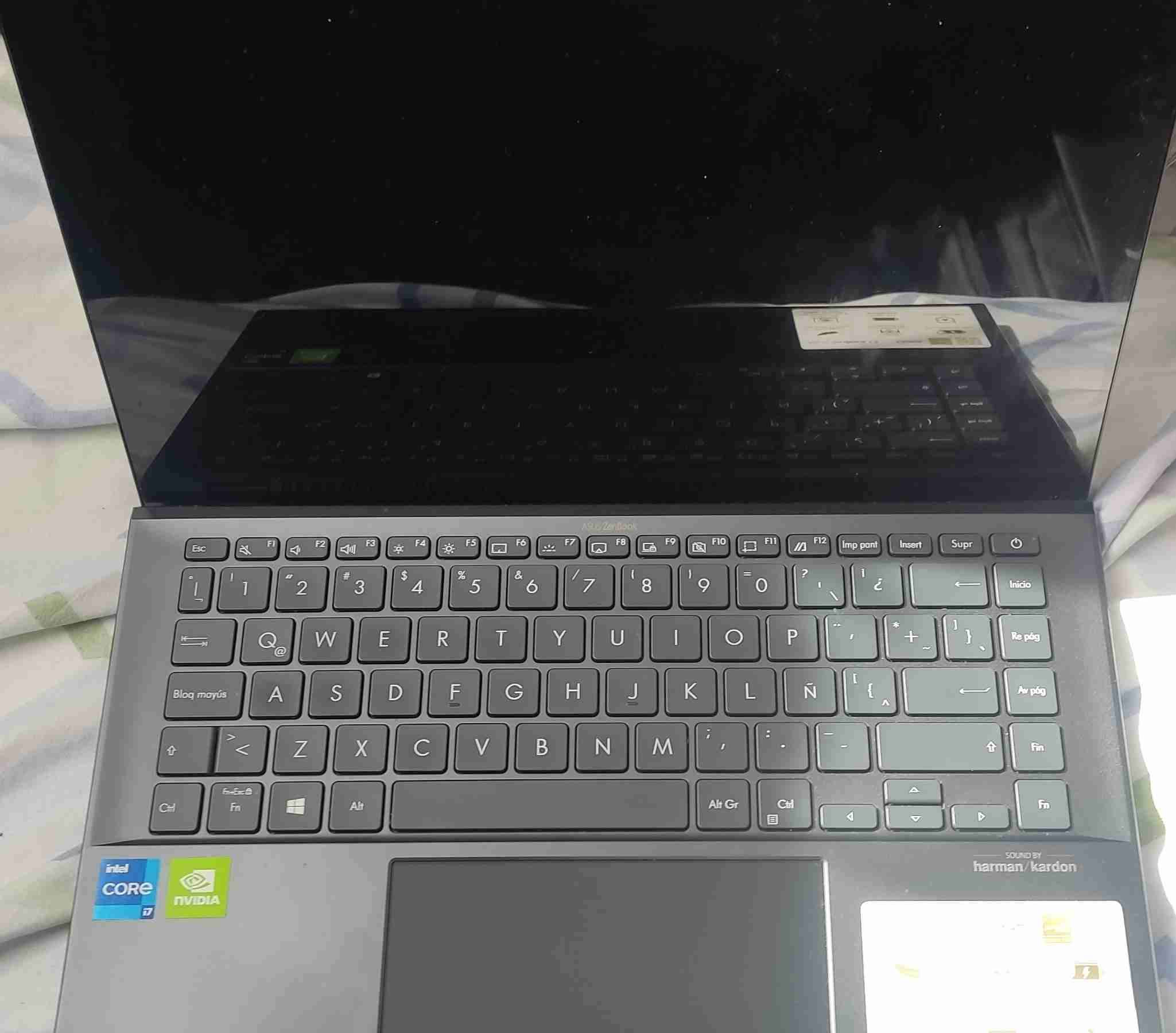 Asus Zenbook UX435E + Mochila Mennt - miniatura 4