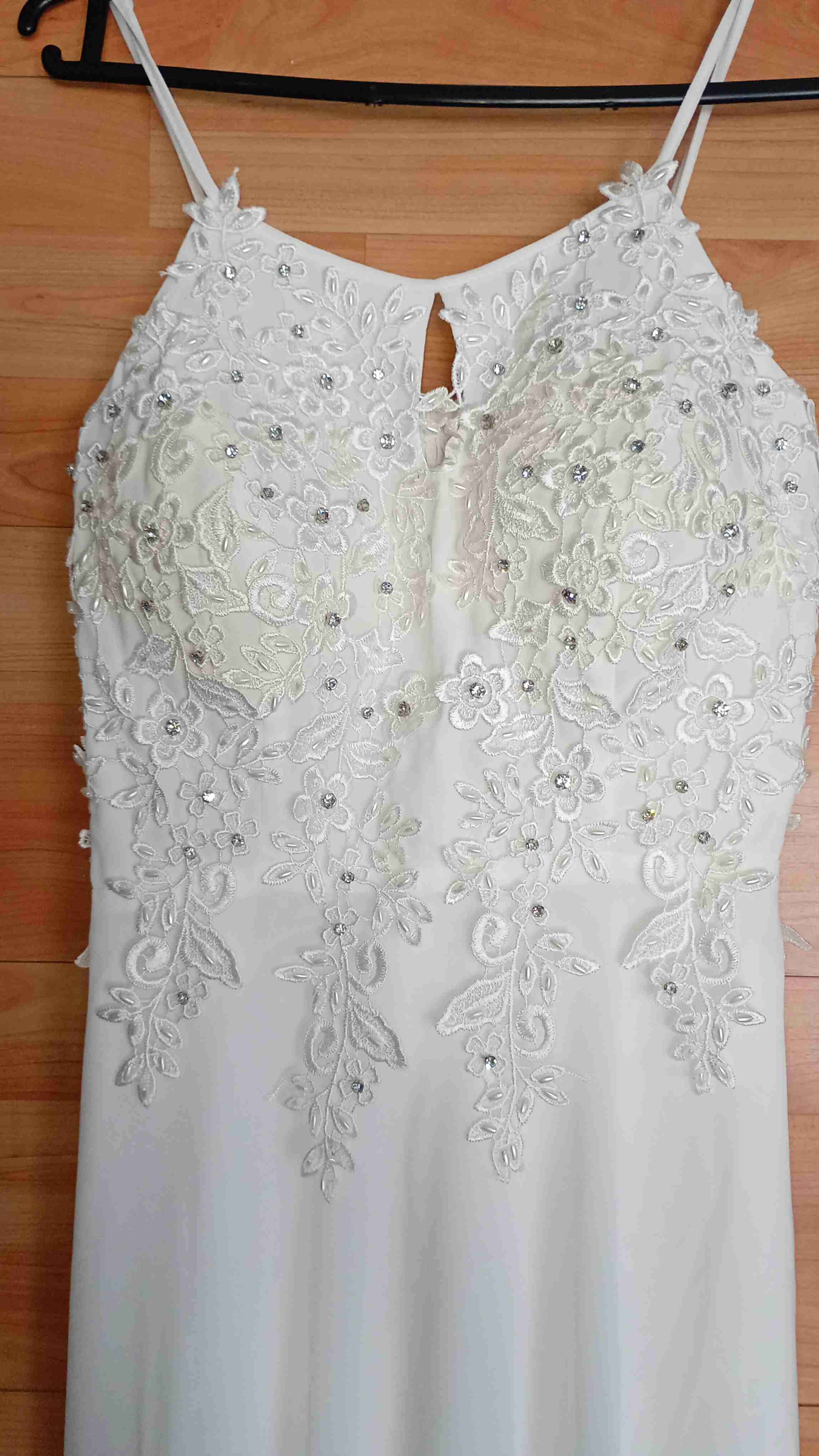 Vestido de novia blanco con encaje - miniatura 2