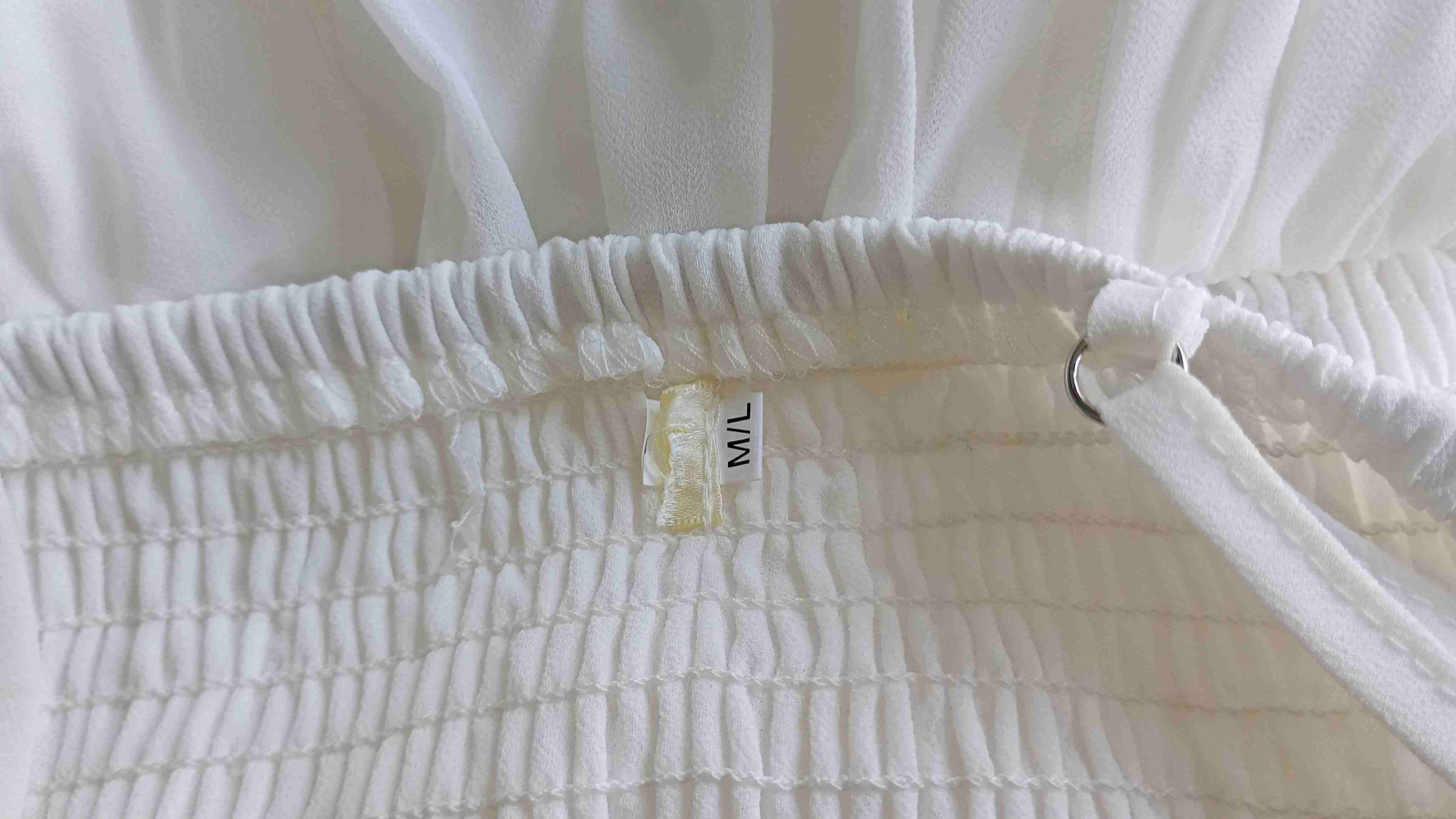 Vestido de novia blanco con encaje - miniatura 4