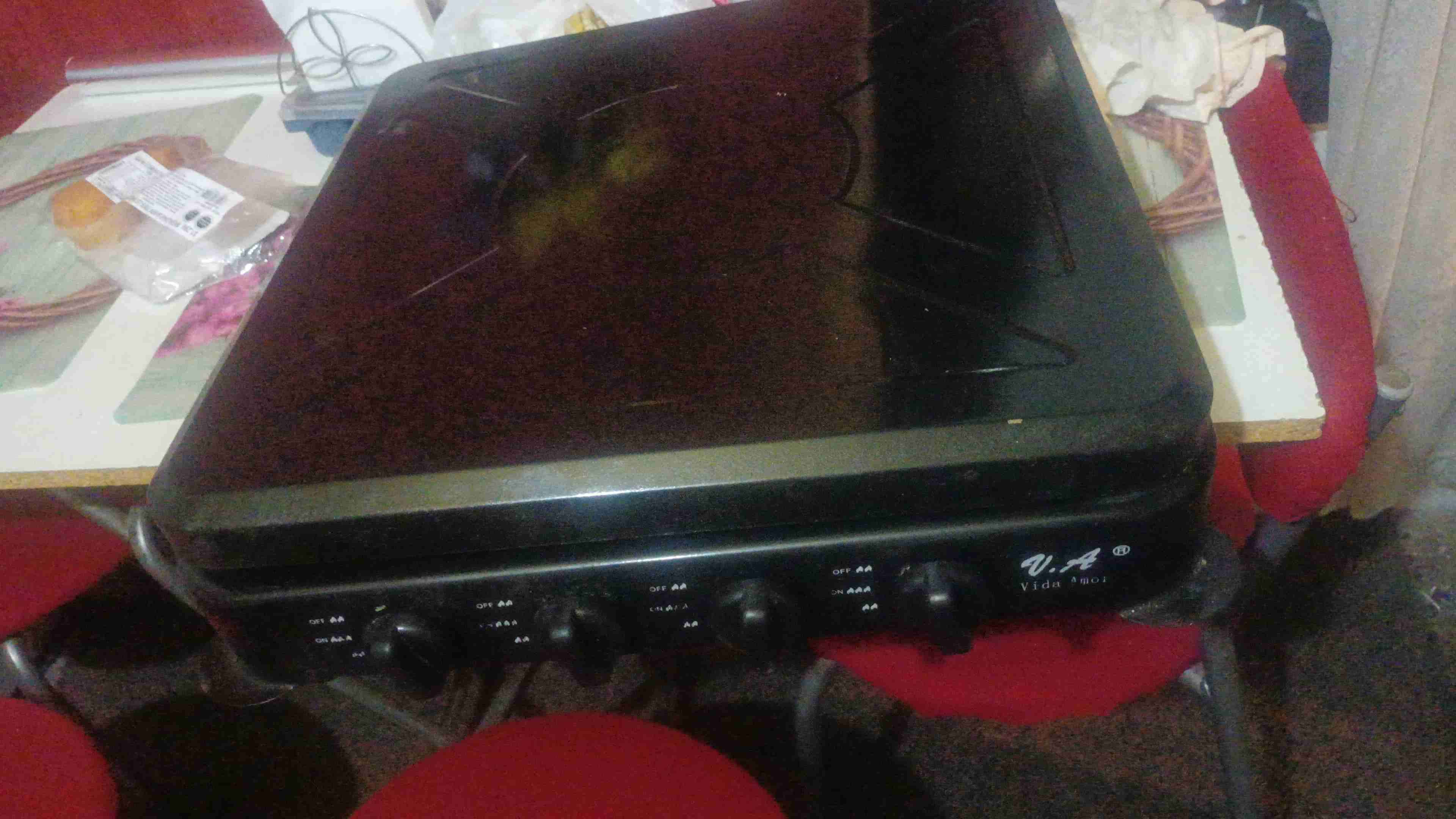 Cocina portátil de 4 quemadores - miniatura 2