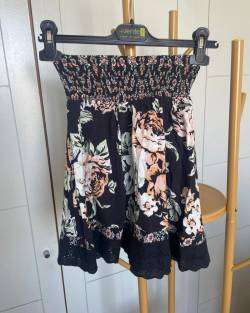 Falda corta floral negra Maaji - miniatura 1