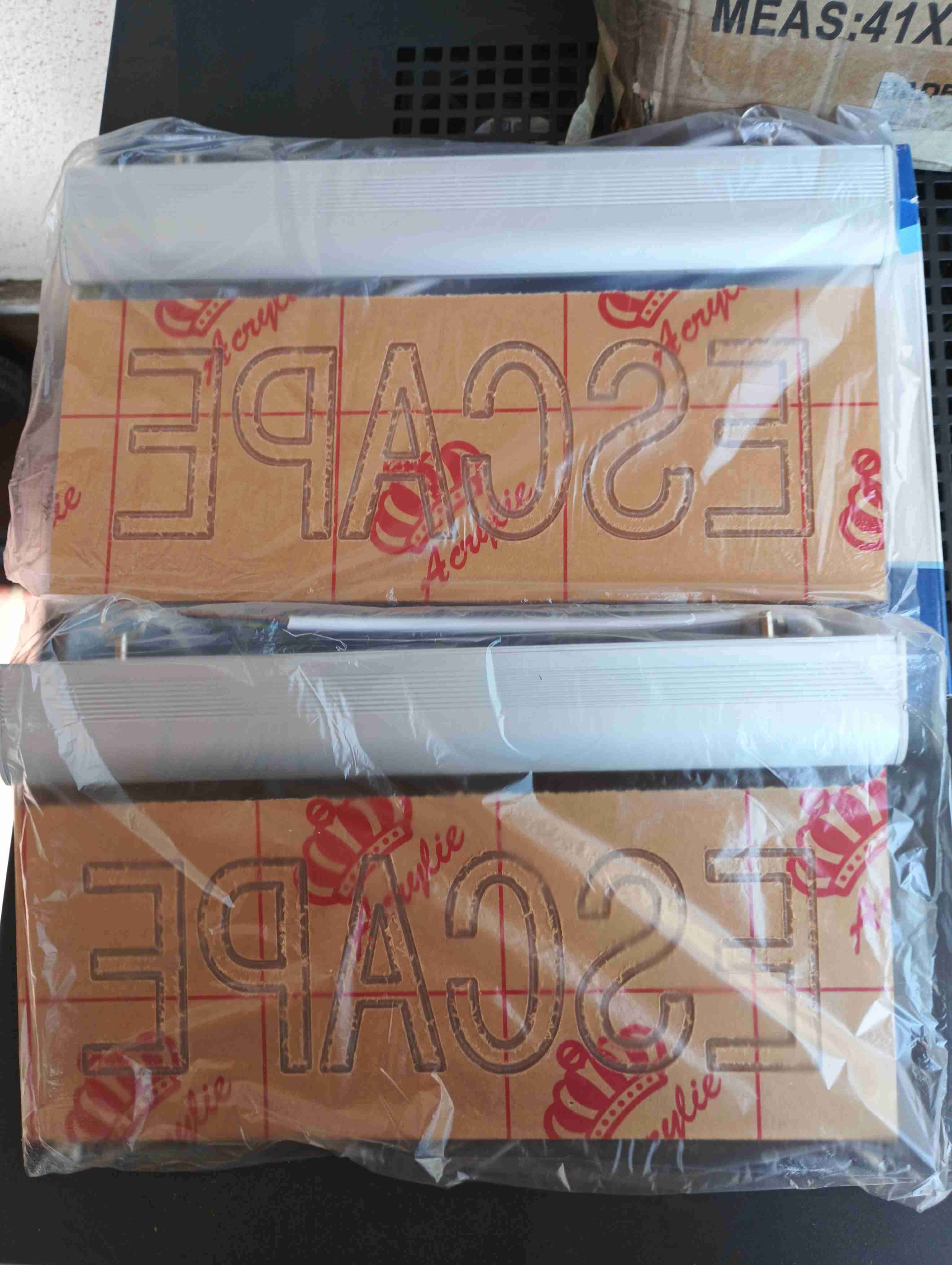 Luz de salida LED recargable - miniatura 2