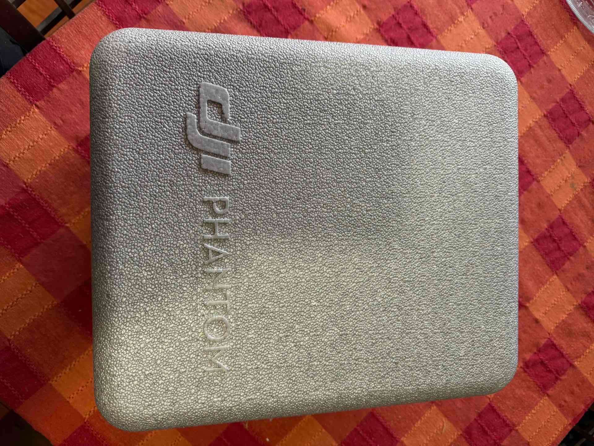 Drone DJI Phantom 4 Pro V 2.0 - miniatura 2