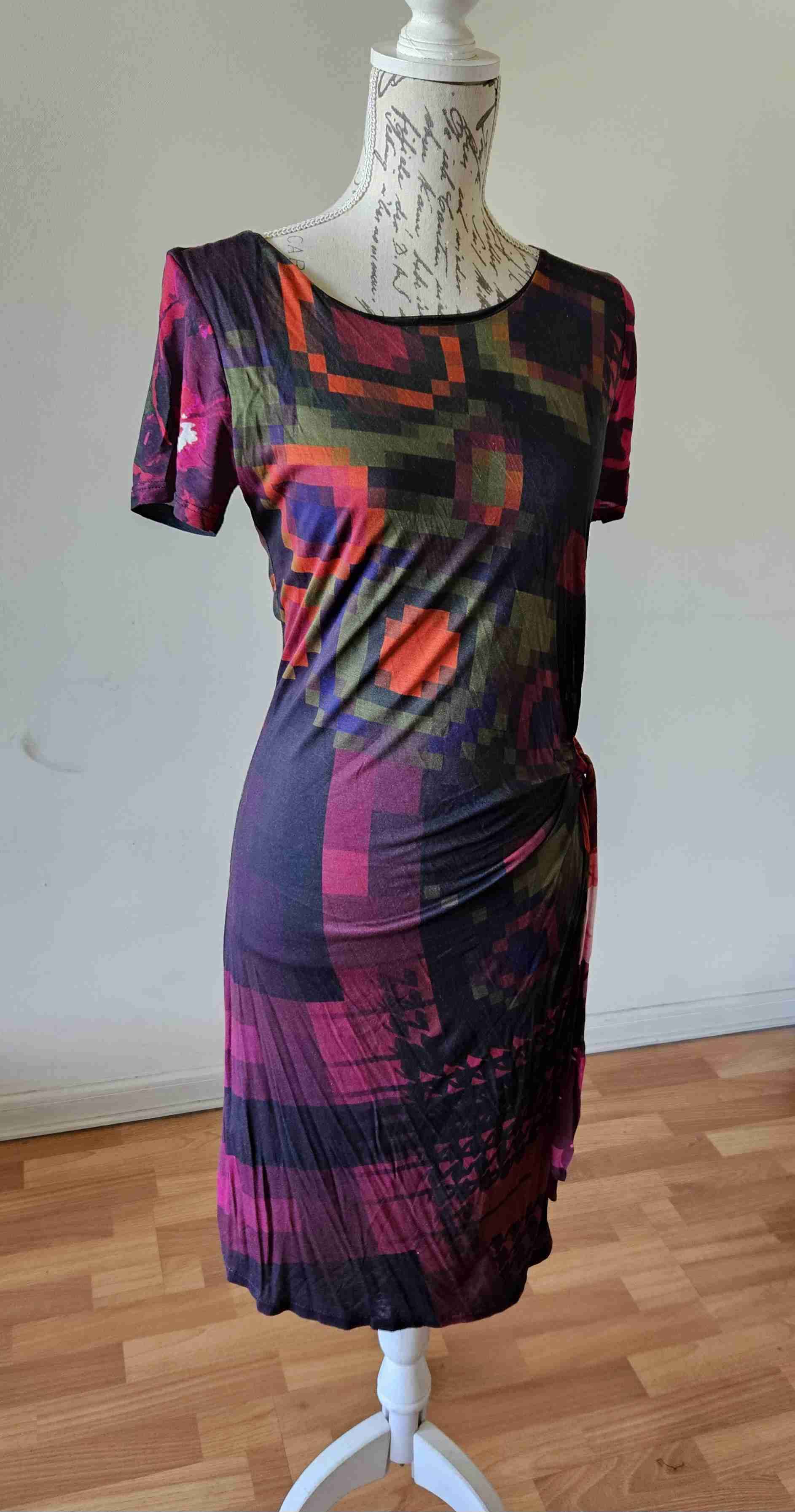 Vestido geométrico de colores Desigual - miniatura 2