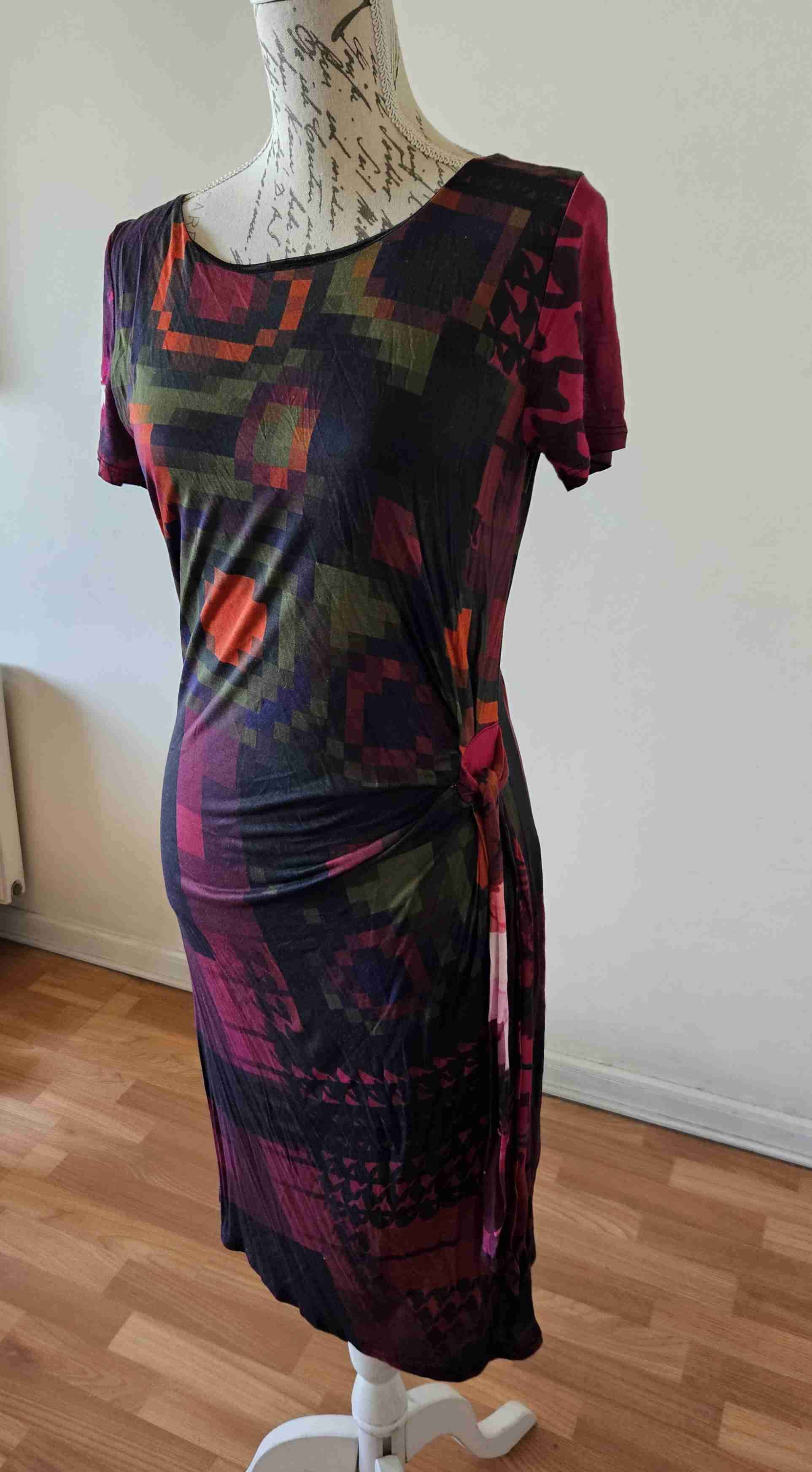 Vestido geométrico de colores Desigual - miniatura 3