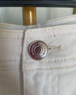 Shorts blancos de mezclilla mujer - miniatura 3