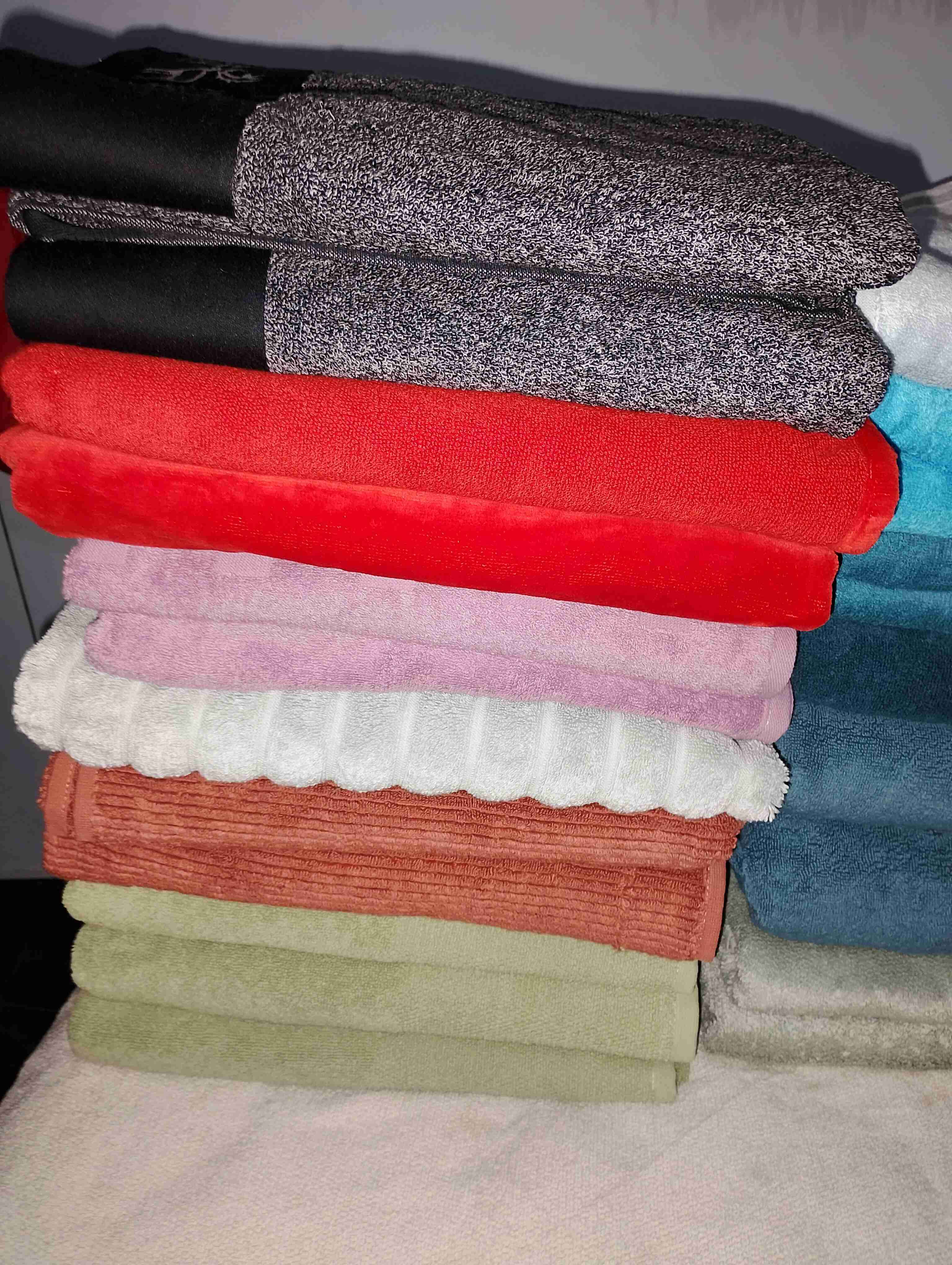 Juego de toallas de colores - miniatura 4