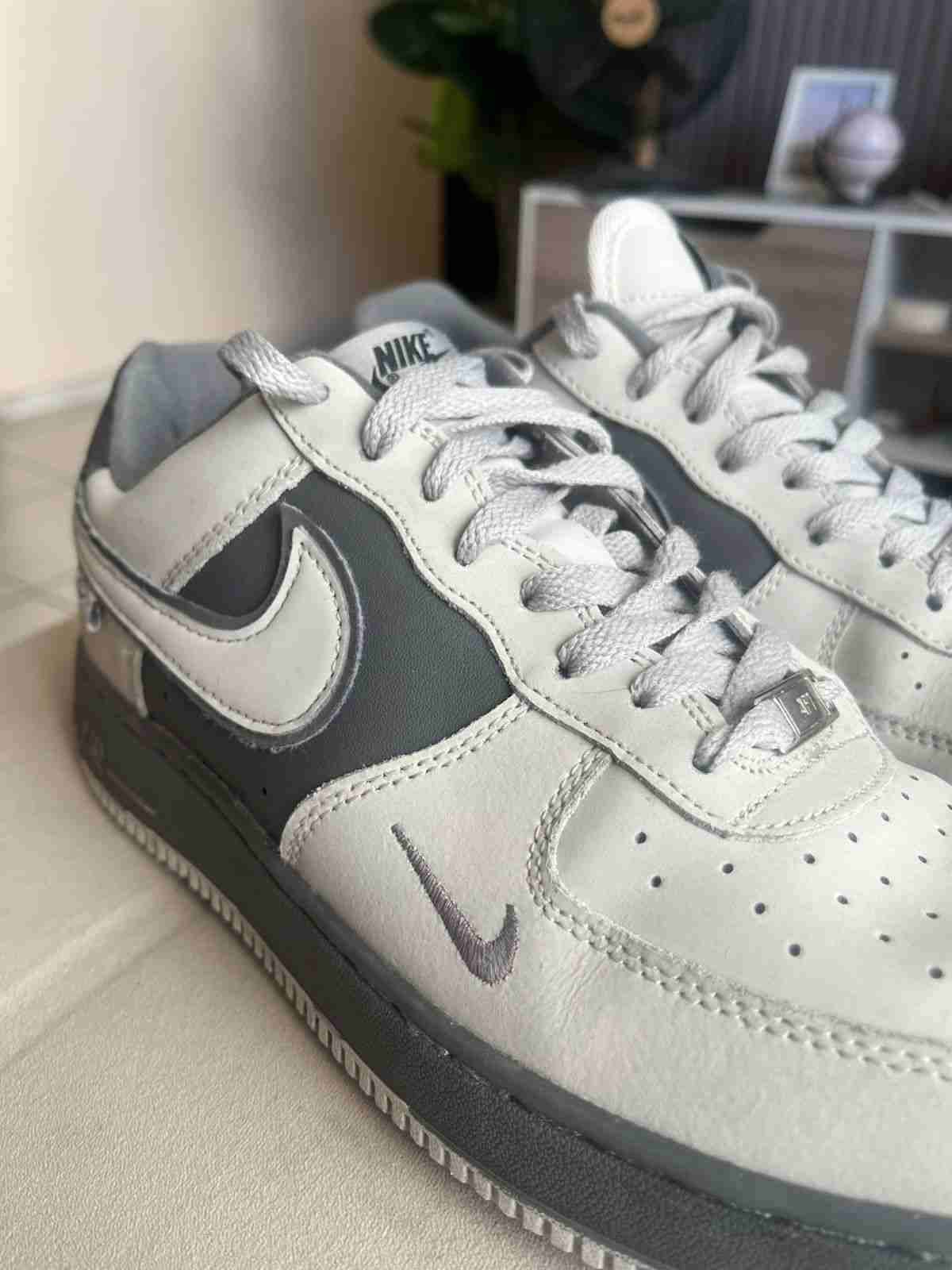 Nike Air Force 1 - miniatura 2