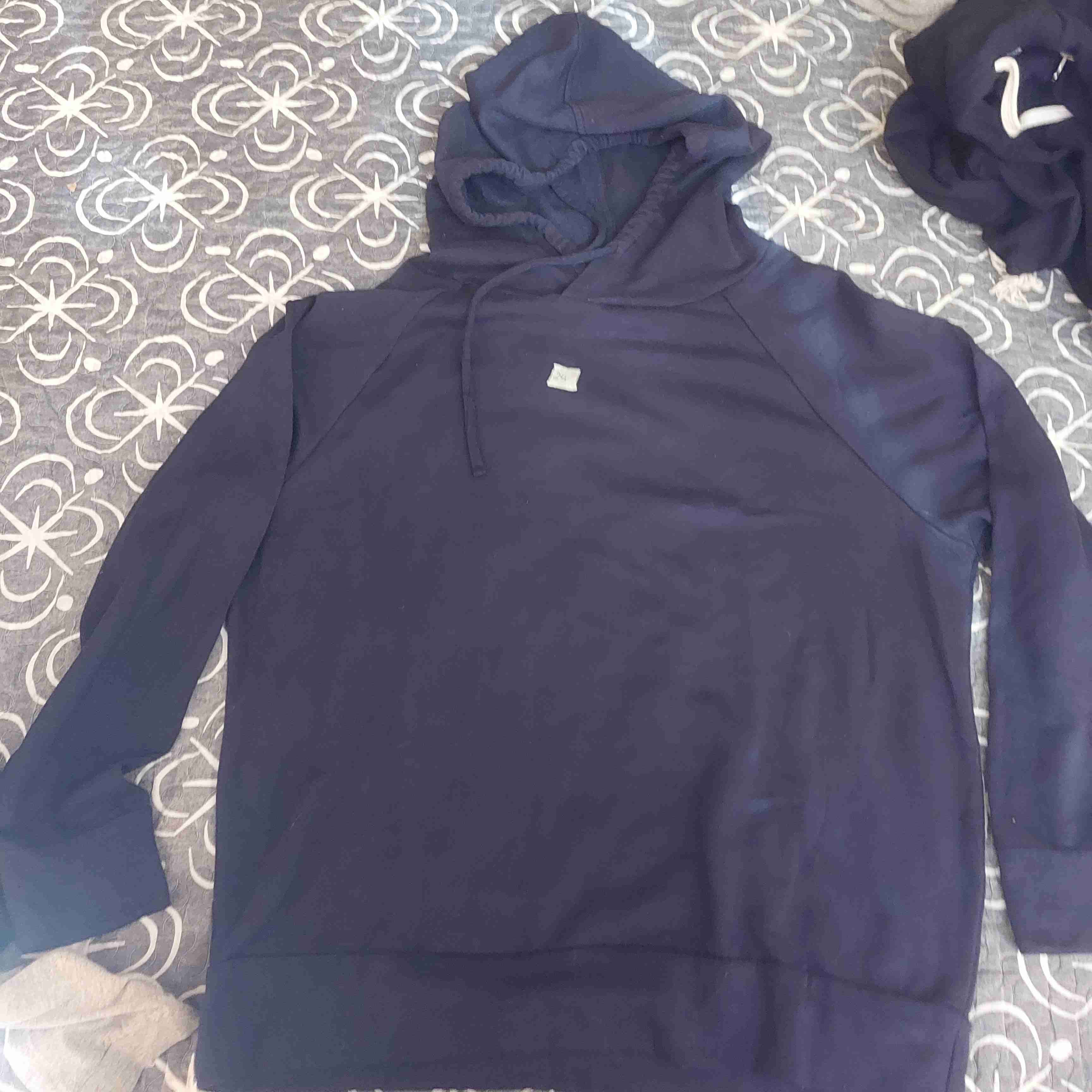 Polerón con capucha gris oscuro - miniatura 5