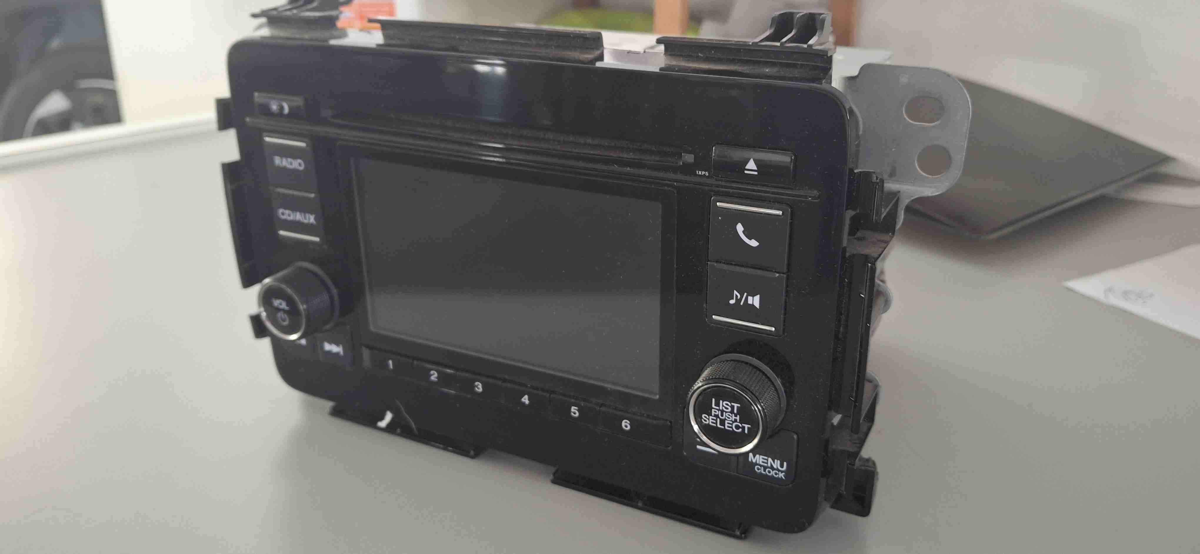 Radio  panel de auto honda HRV año 2020 - miniatura 4