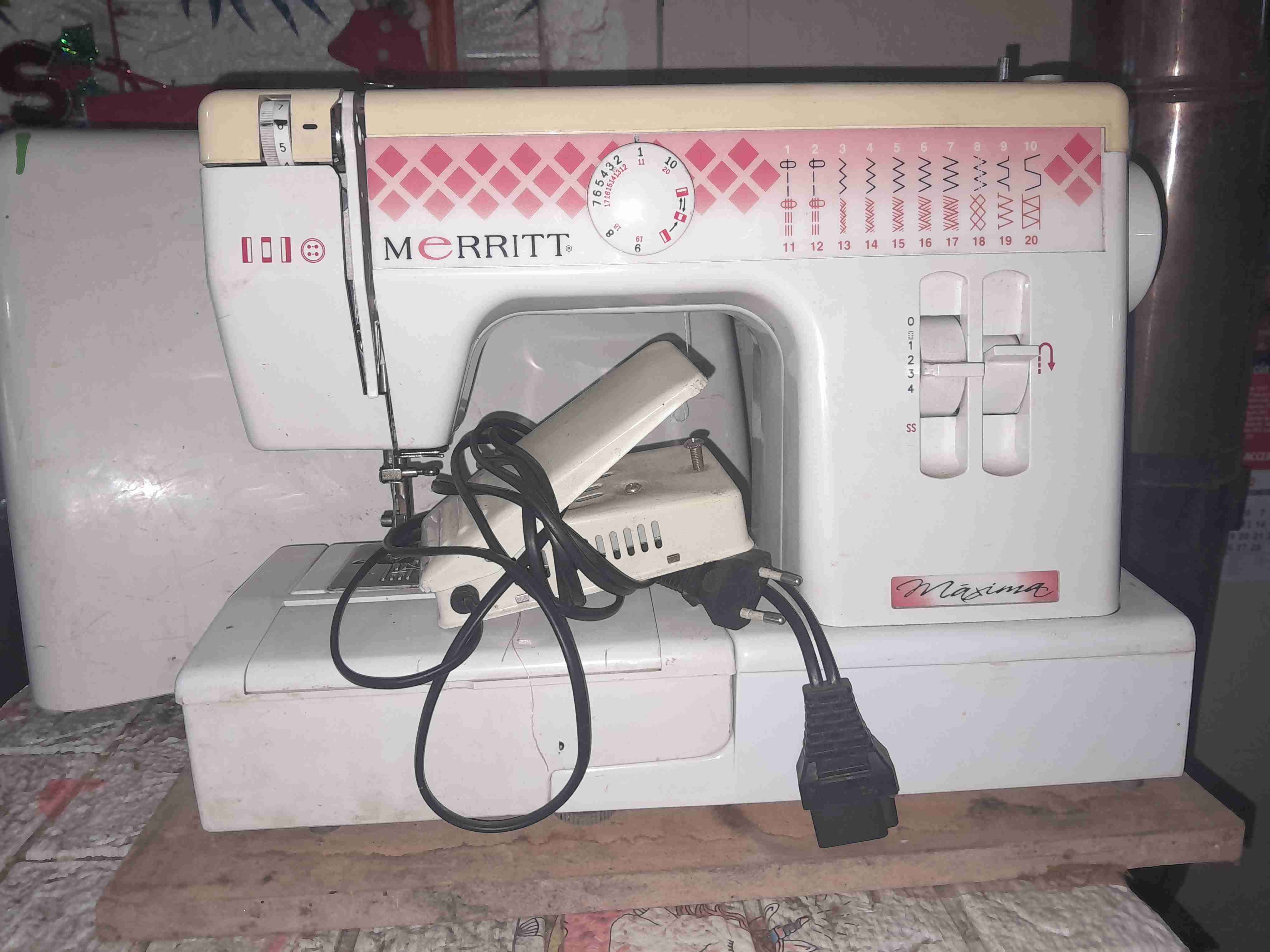 Máquina de coser Merritt semi-automática - miniatura 4