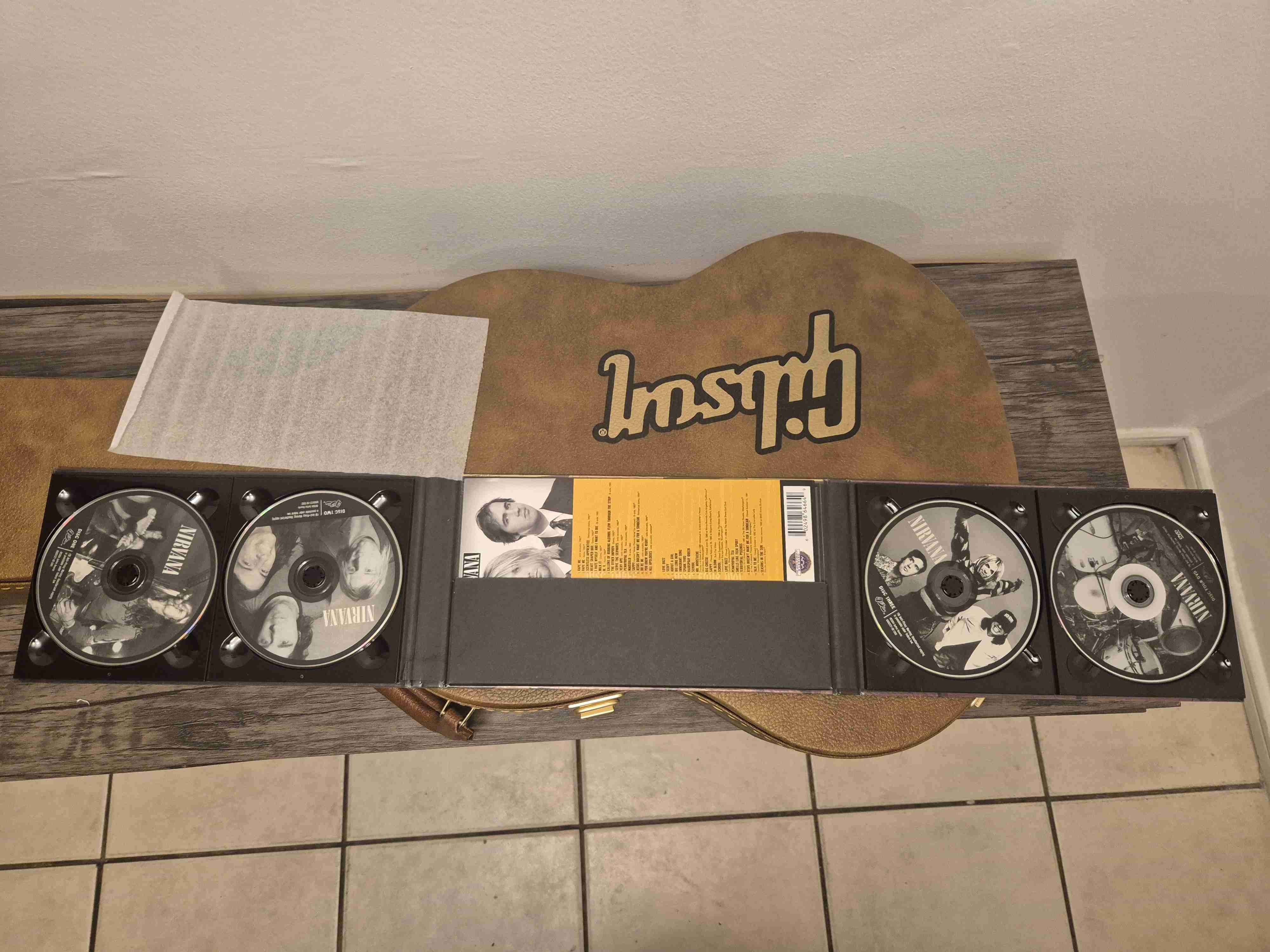 Caja de colección Nirvana, With the Lights Out - miniatura 4