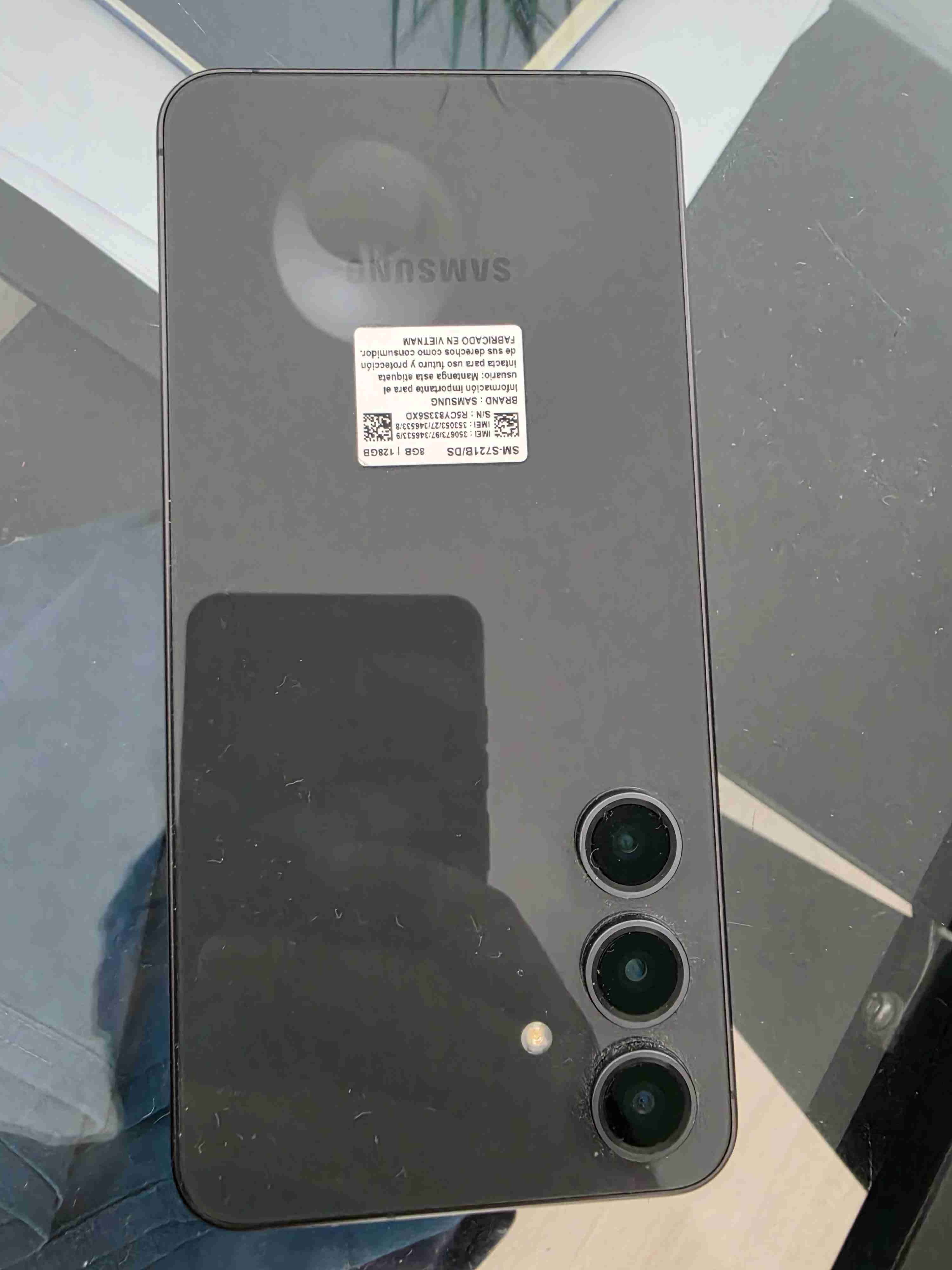 Smartphone Samsung S24 - miniatura 3