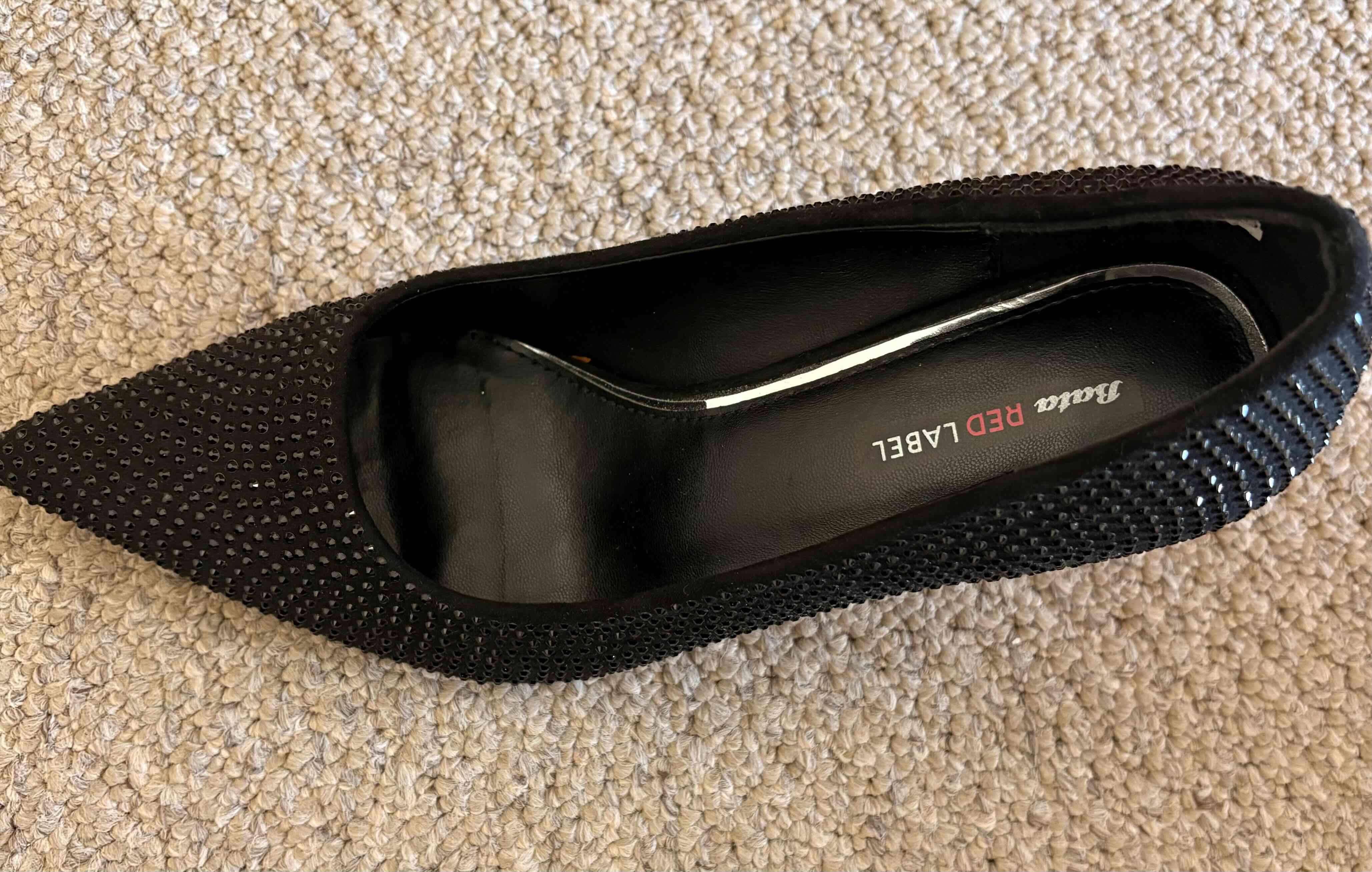 Tacones negros con brillo - miniatura 2