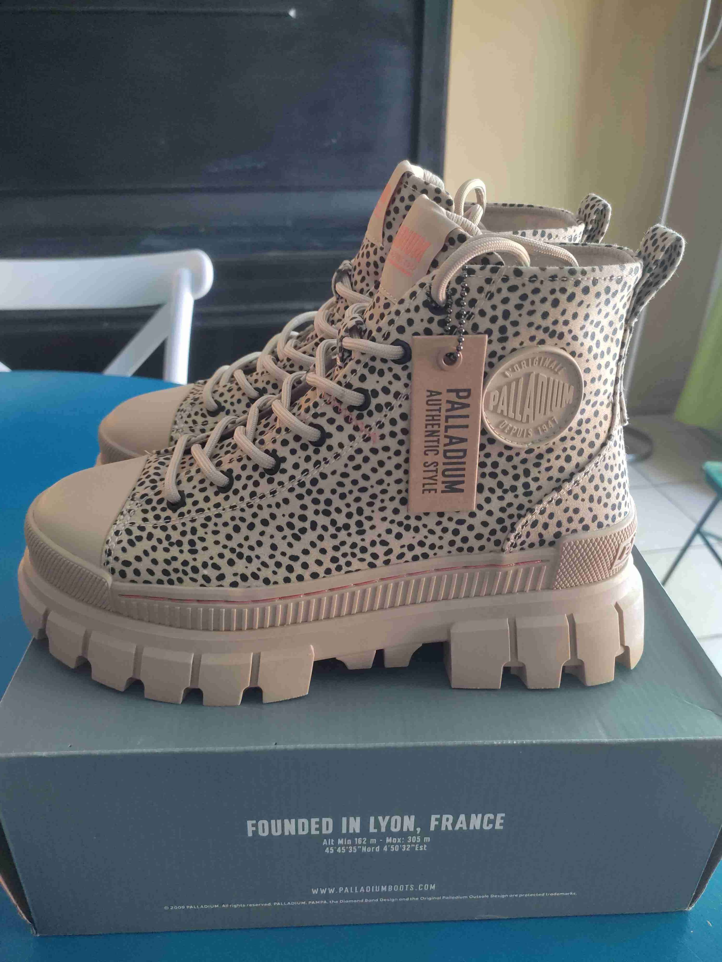 Zapatilla Palladium safari 25cms - miniatura 4