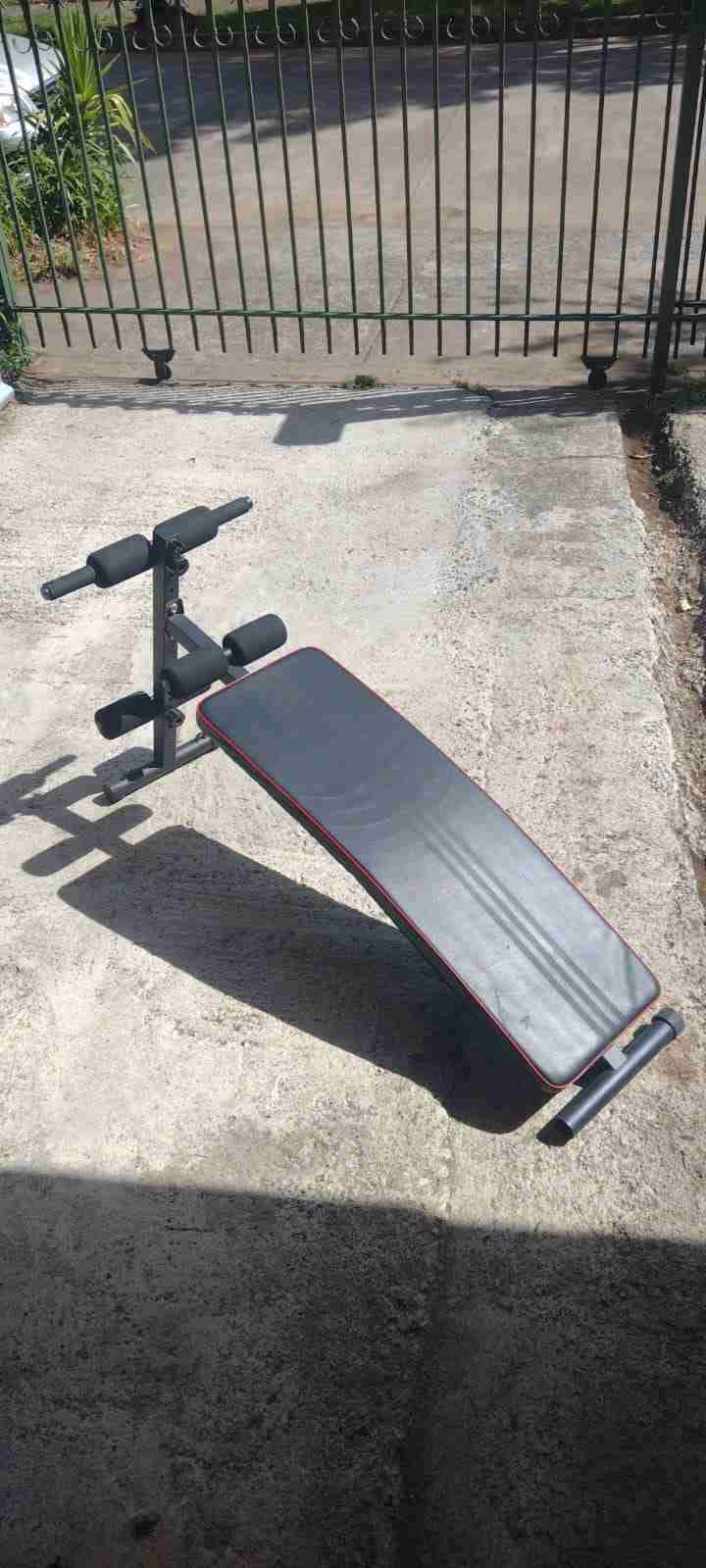 Banco de ejercicios negro - miniatura 2