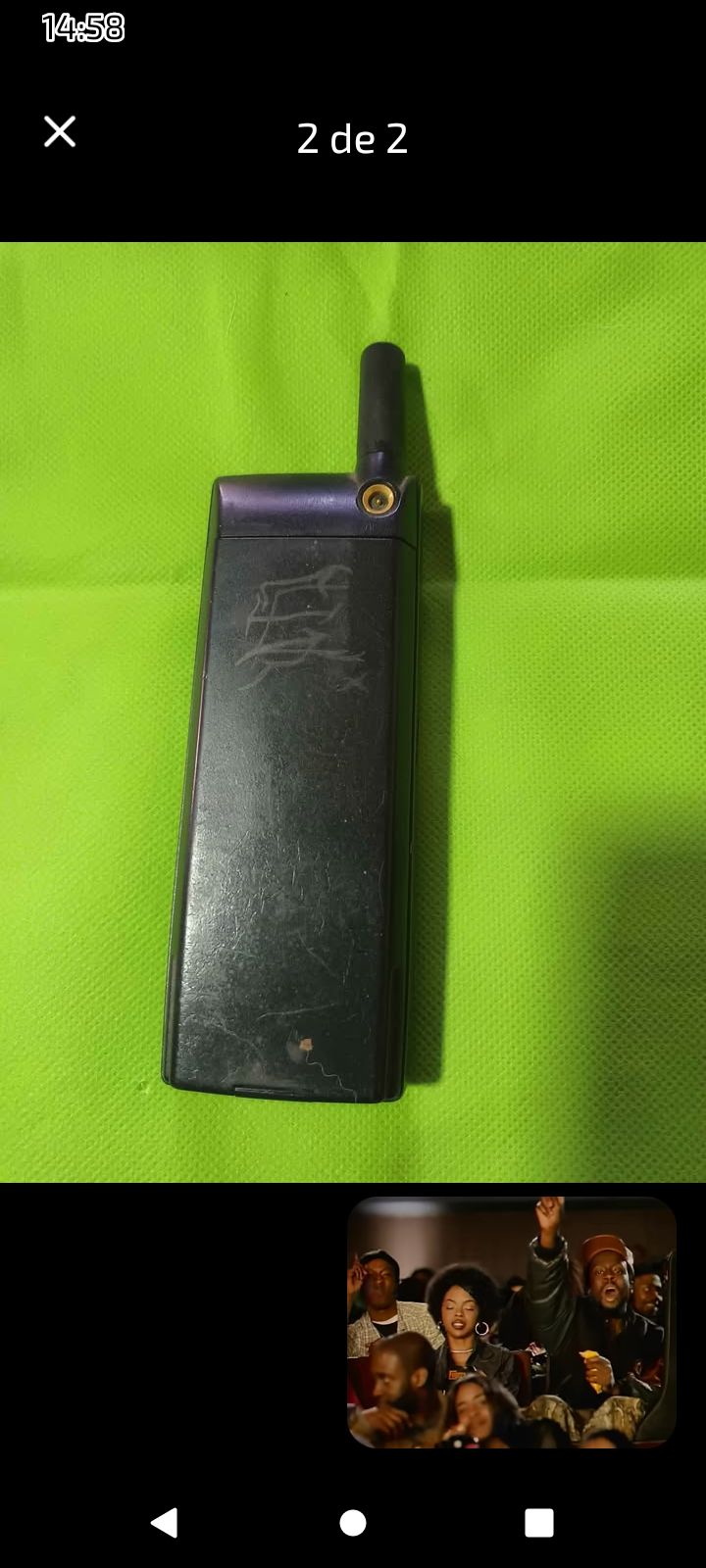 Teléfono celular antiguo Ericsson - miniatura 2