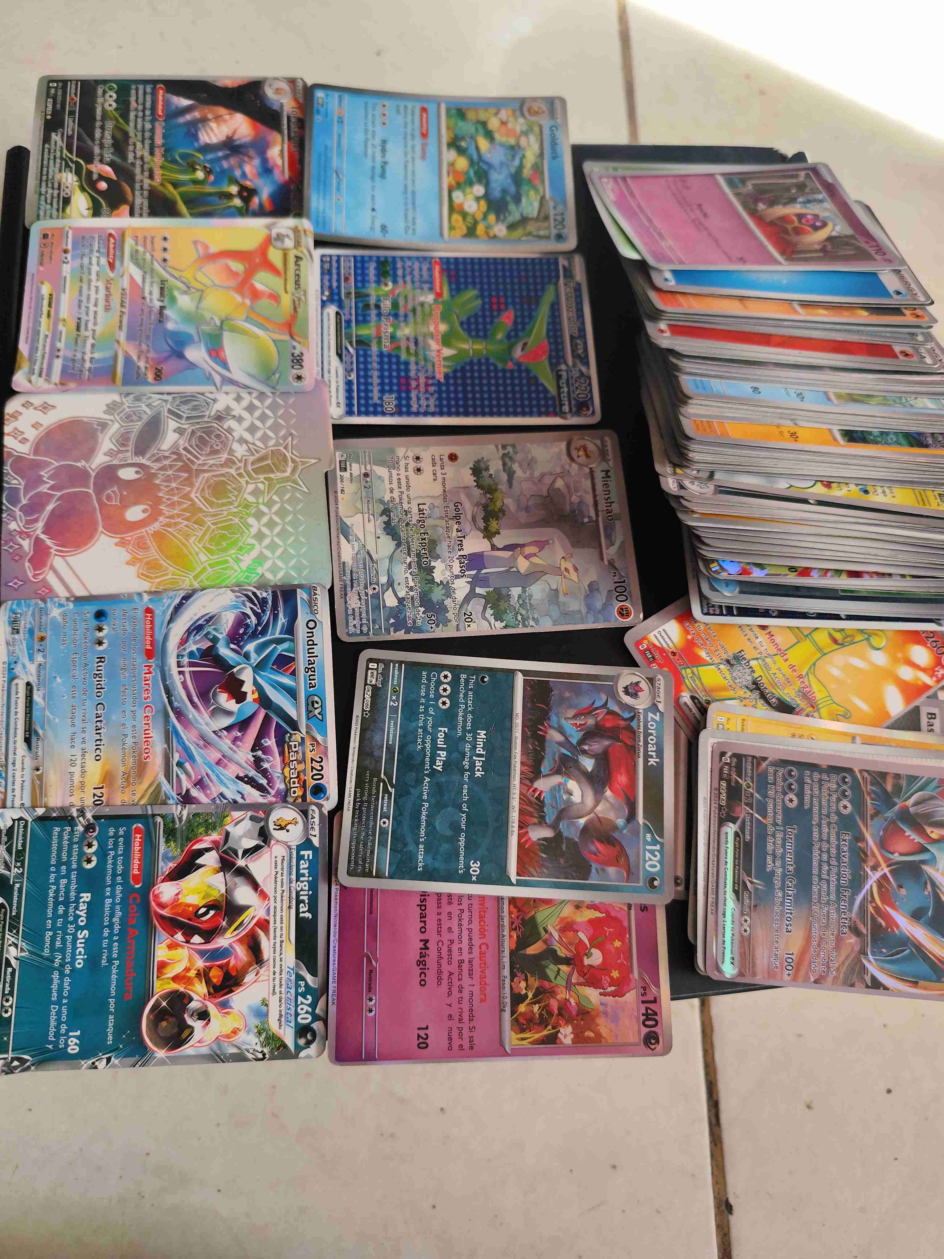 Colección de cartas Pokémon - miniatura 1