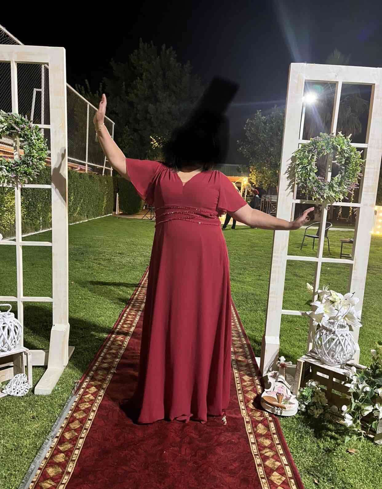 Vestido largo rojo elegante - miniatura 1