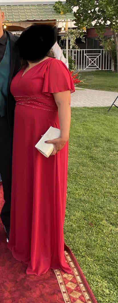 Vestido largo rojo elegante - miniatura 2