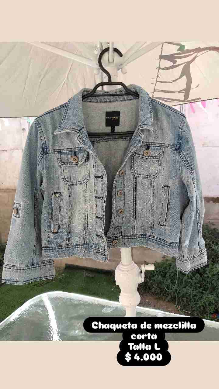 Chaqueta de mezclilla corta