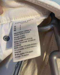 Shorts de mezclilla crudo mujer - miniatura 4