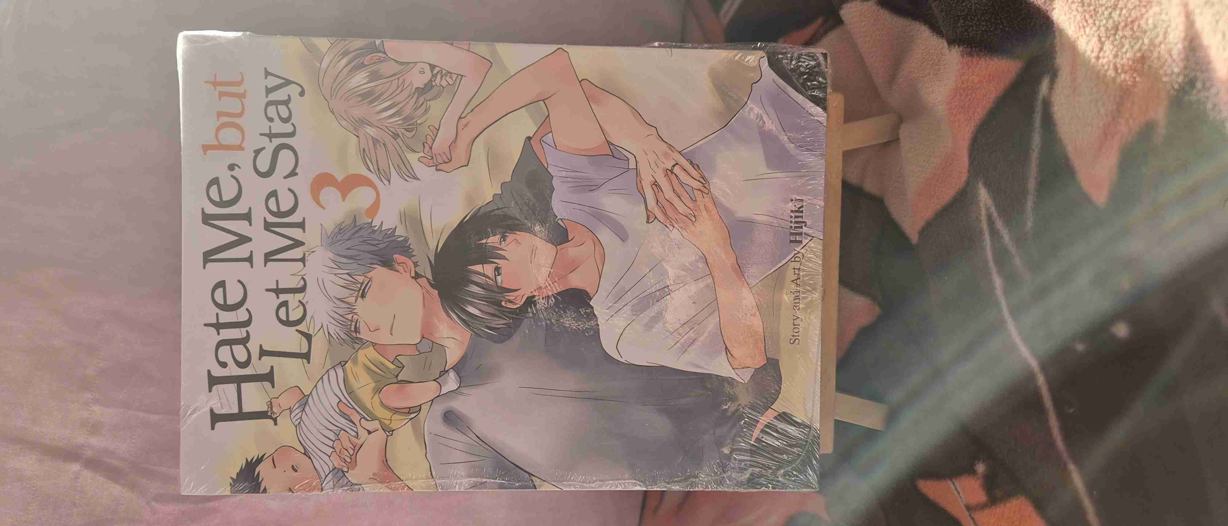 Manga "Hate Me, But Let Me Stay" 3 - miniatura 1