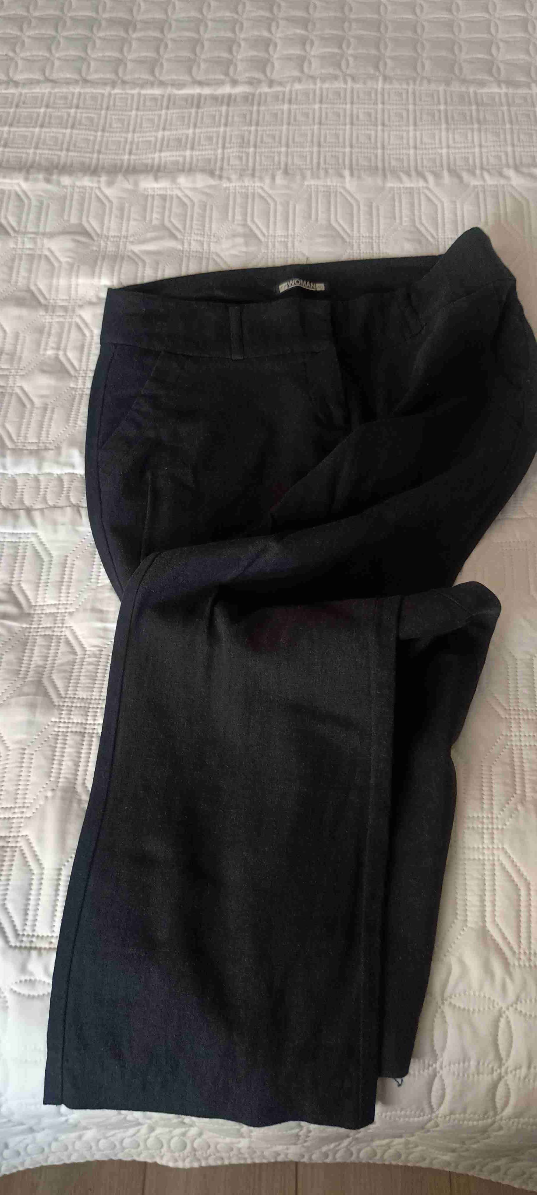 Conjunto negro de mujer - miniatura 2