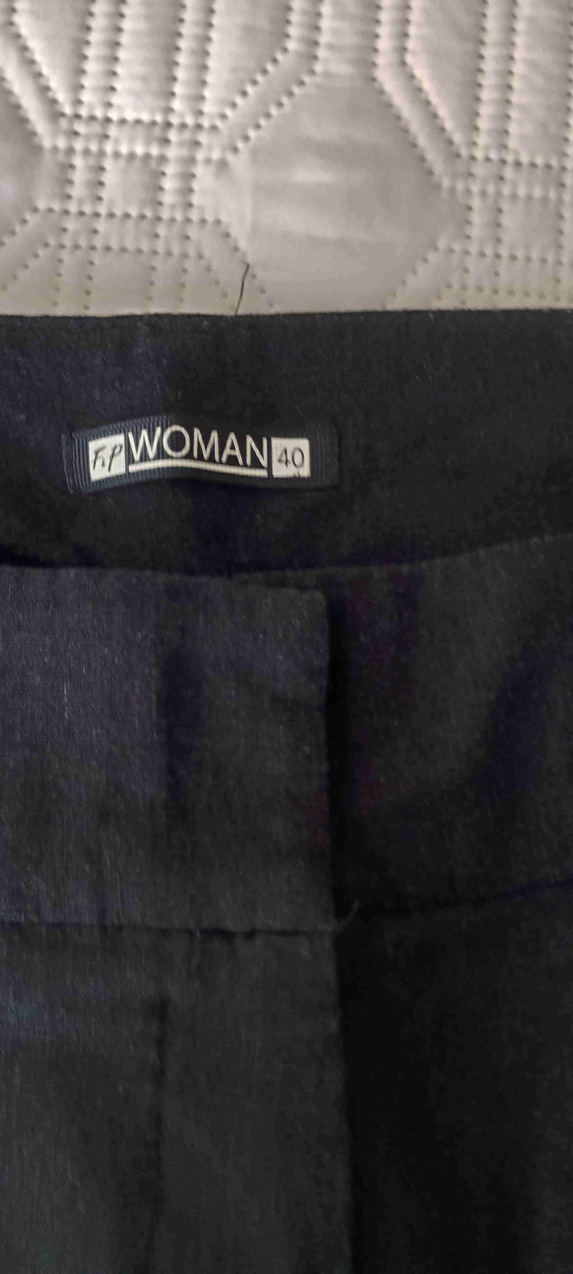 Conjunto negro de mujer - miniatura 3