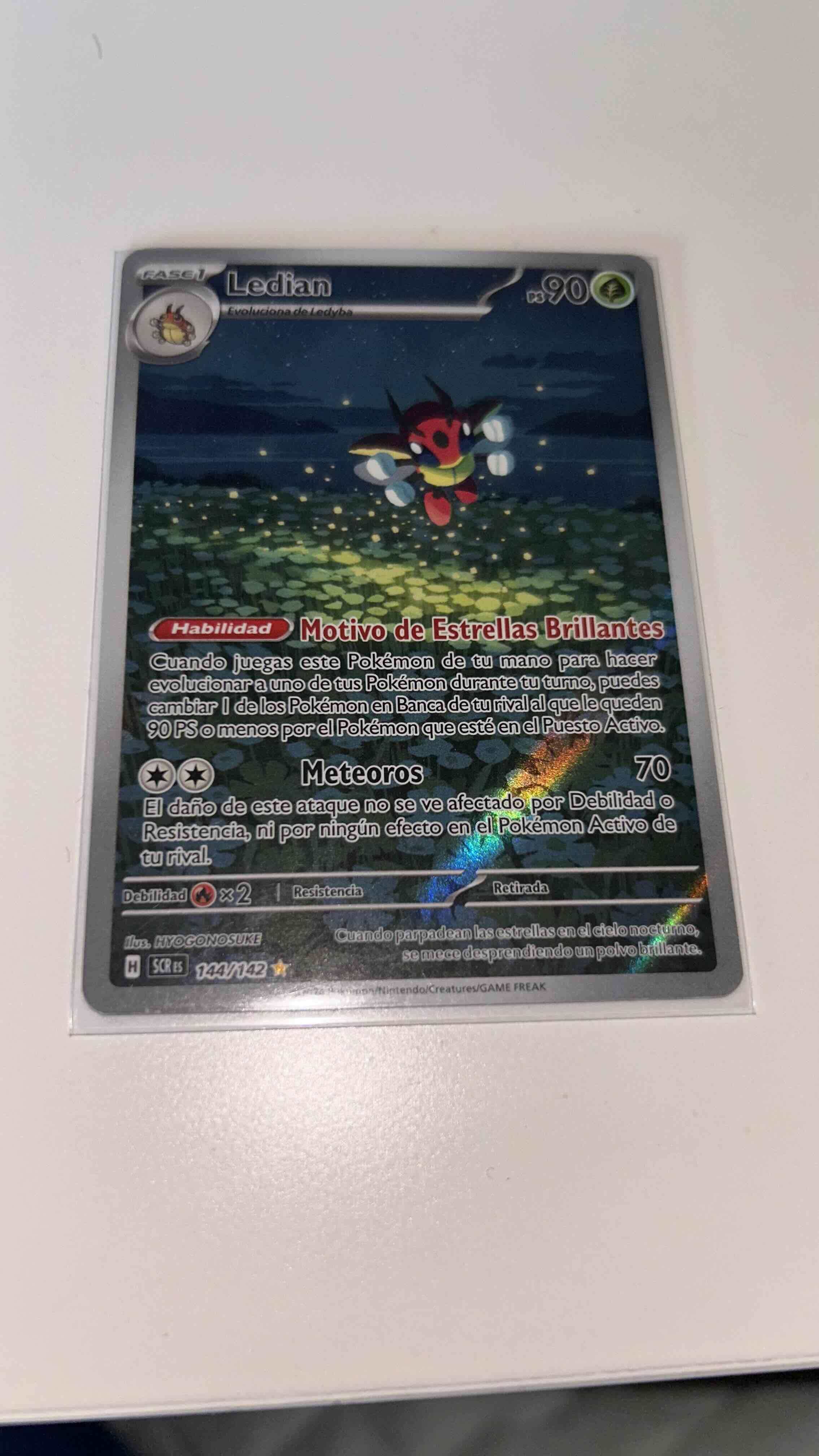 Carta Pokémon Ledian holográfica
