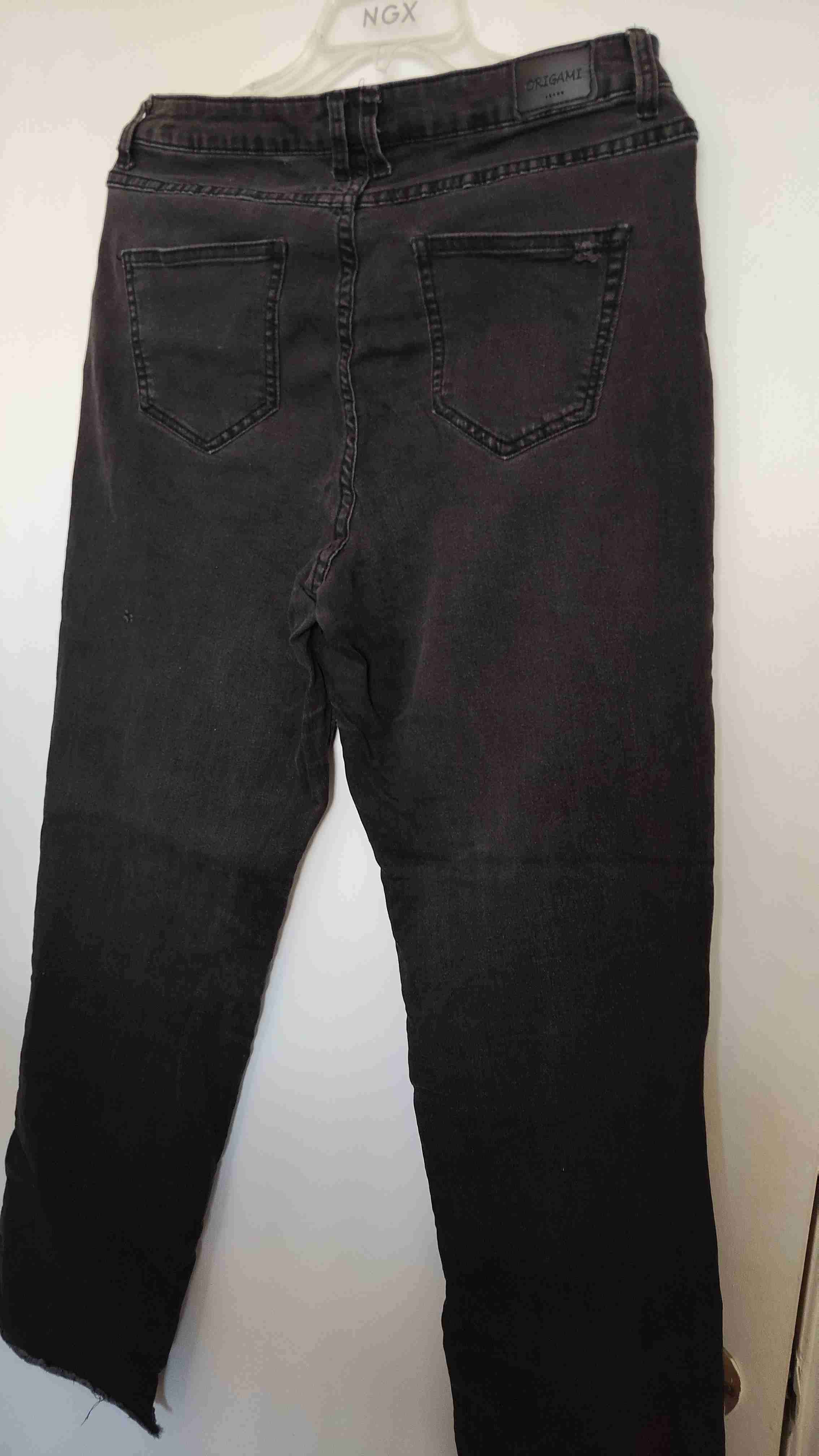 Jeans negros look desgastados - miniatura 2