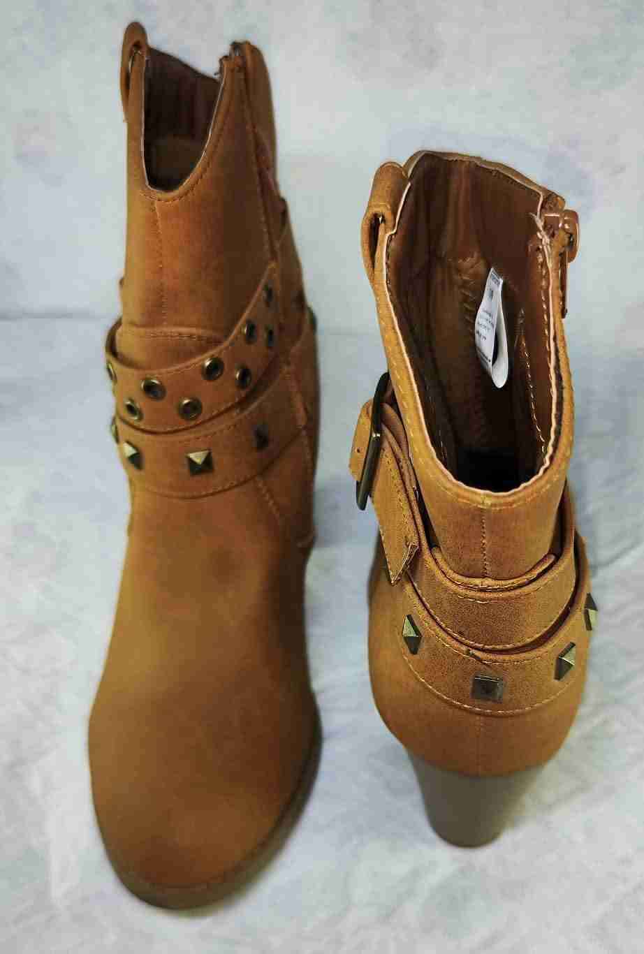 Botines marrones con tachas - miniatura 3