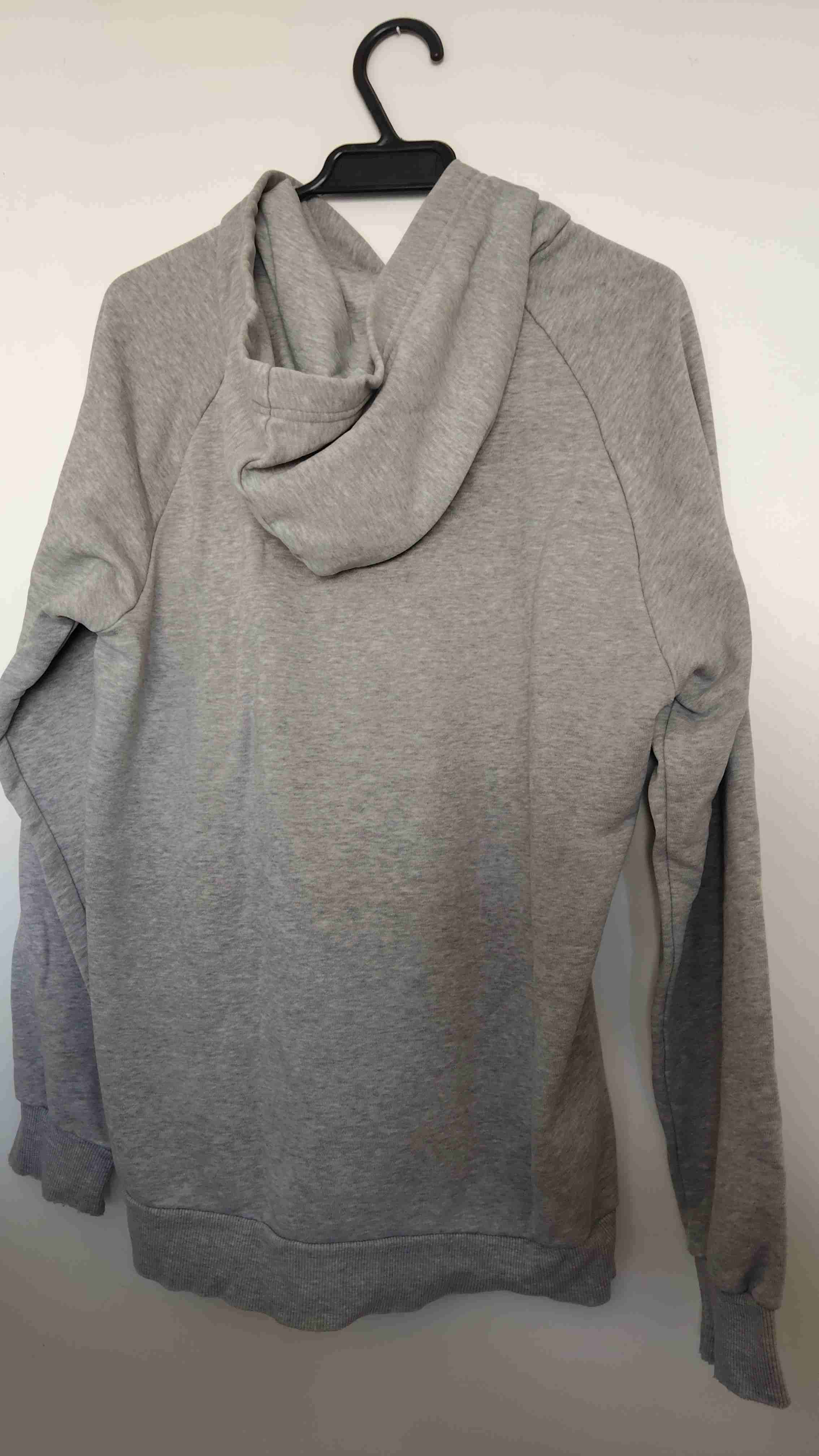 Polerón gris Adidas con gorro - miniatura 2