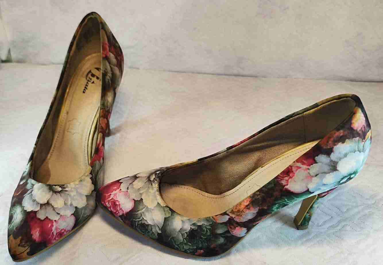 Zapatos de tacón florales - miniatura 2