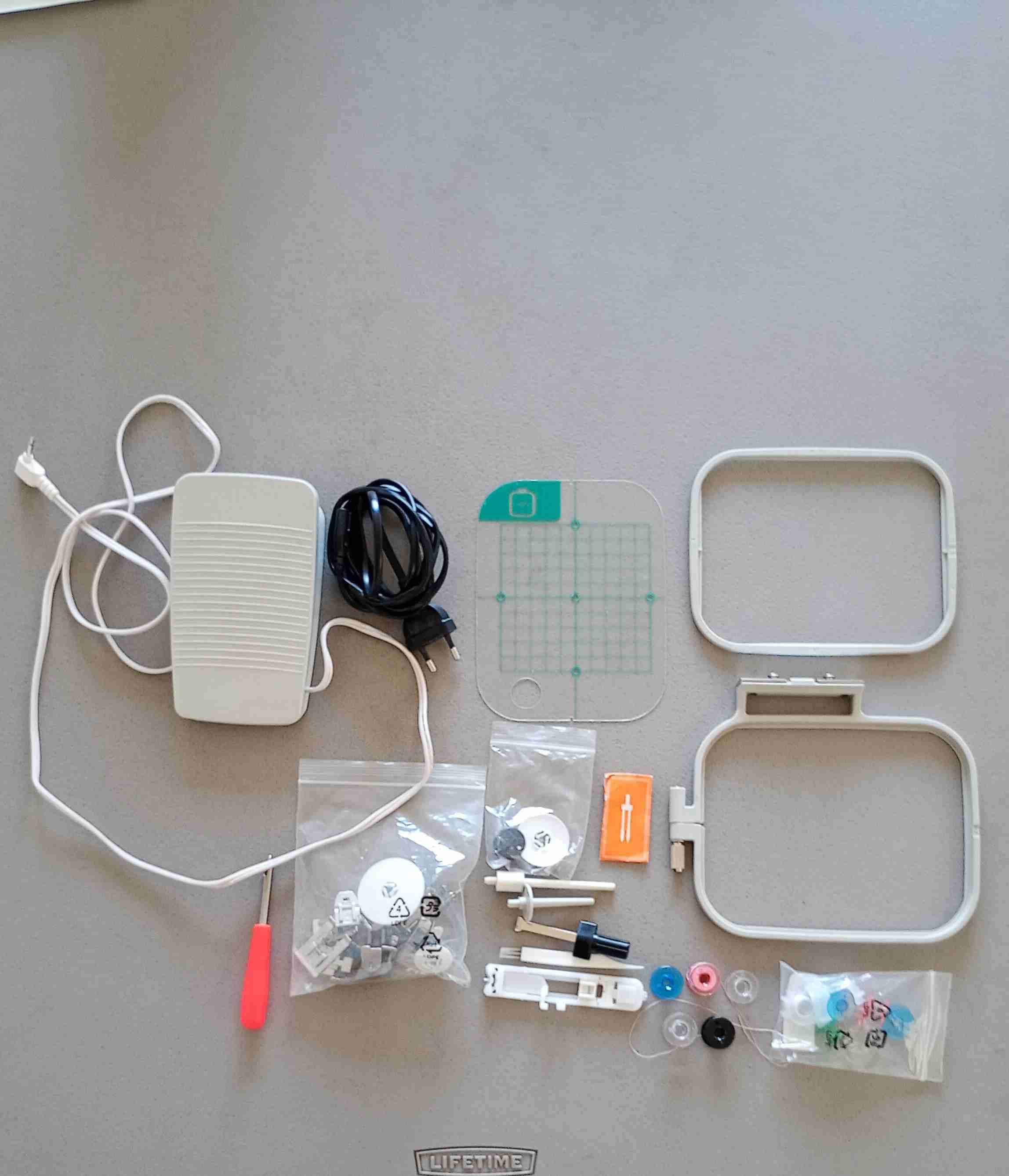 Máquina de coser Brother Innov-isNV970L - miniatura 5