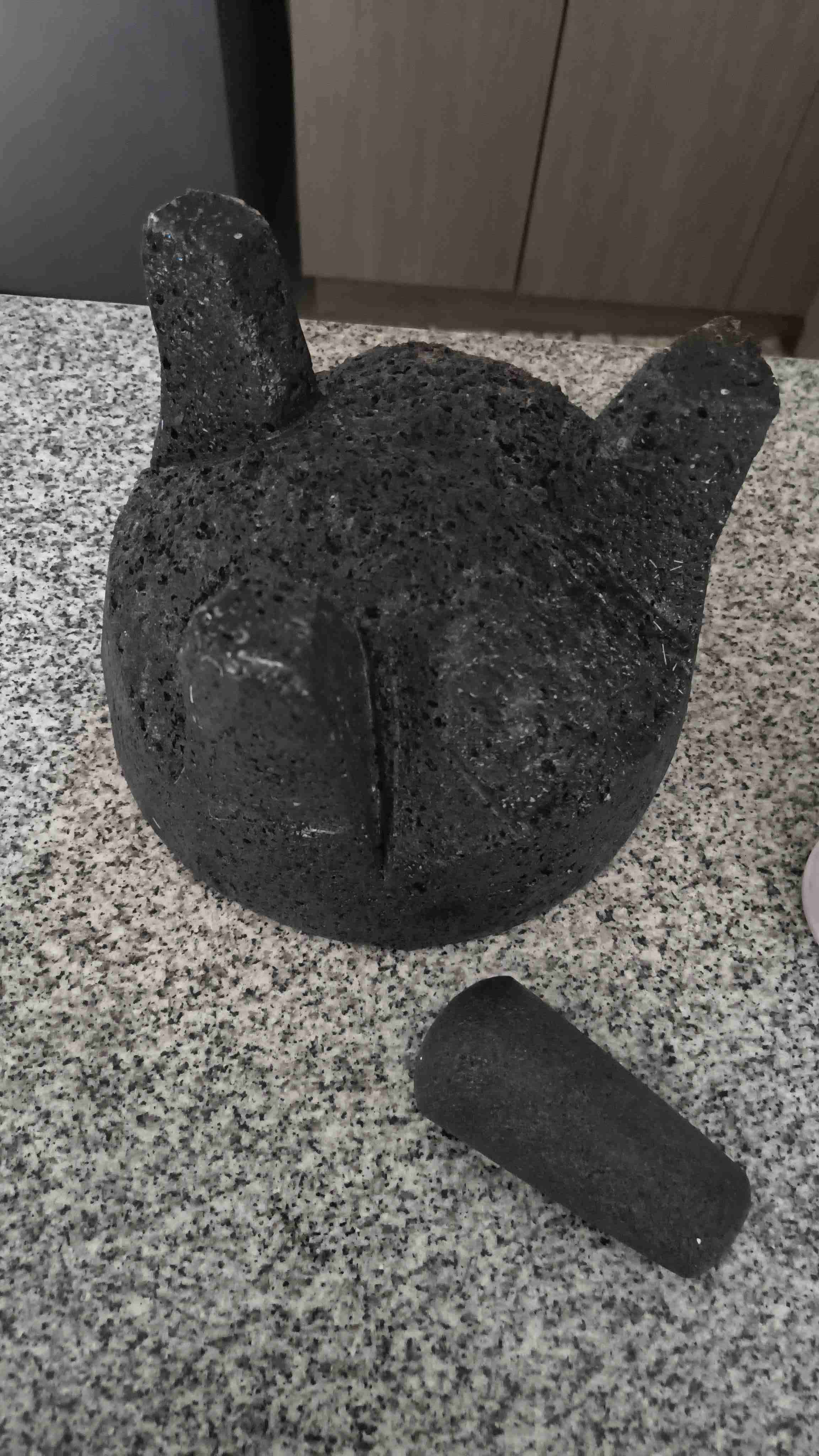 Molcajete de piedra volcánica - miniatura 4