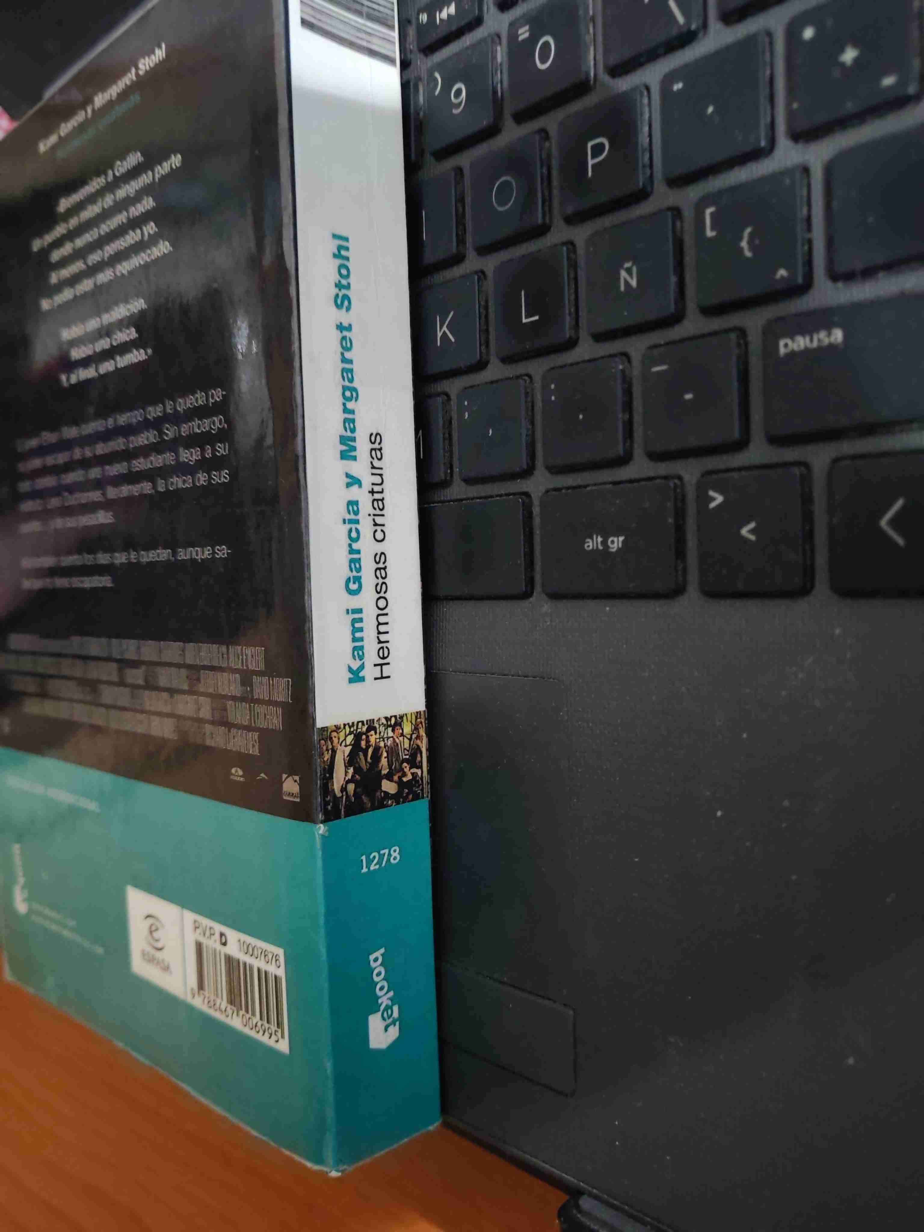 Libro Hermosas Criaturas - miniatura 3