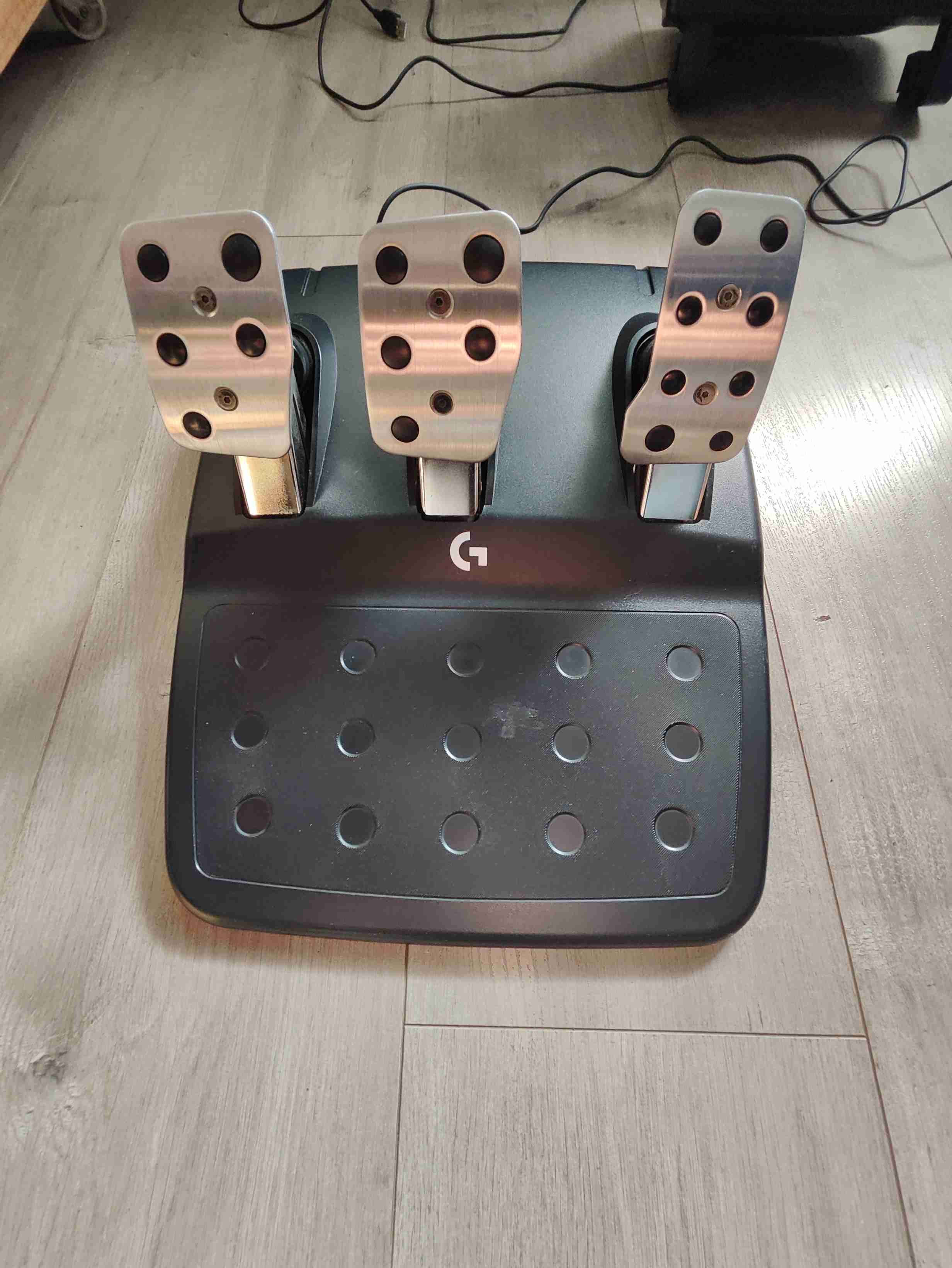 Volante Logitech G923 + Palanca de Cambios - miniatura 4