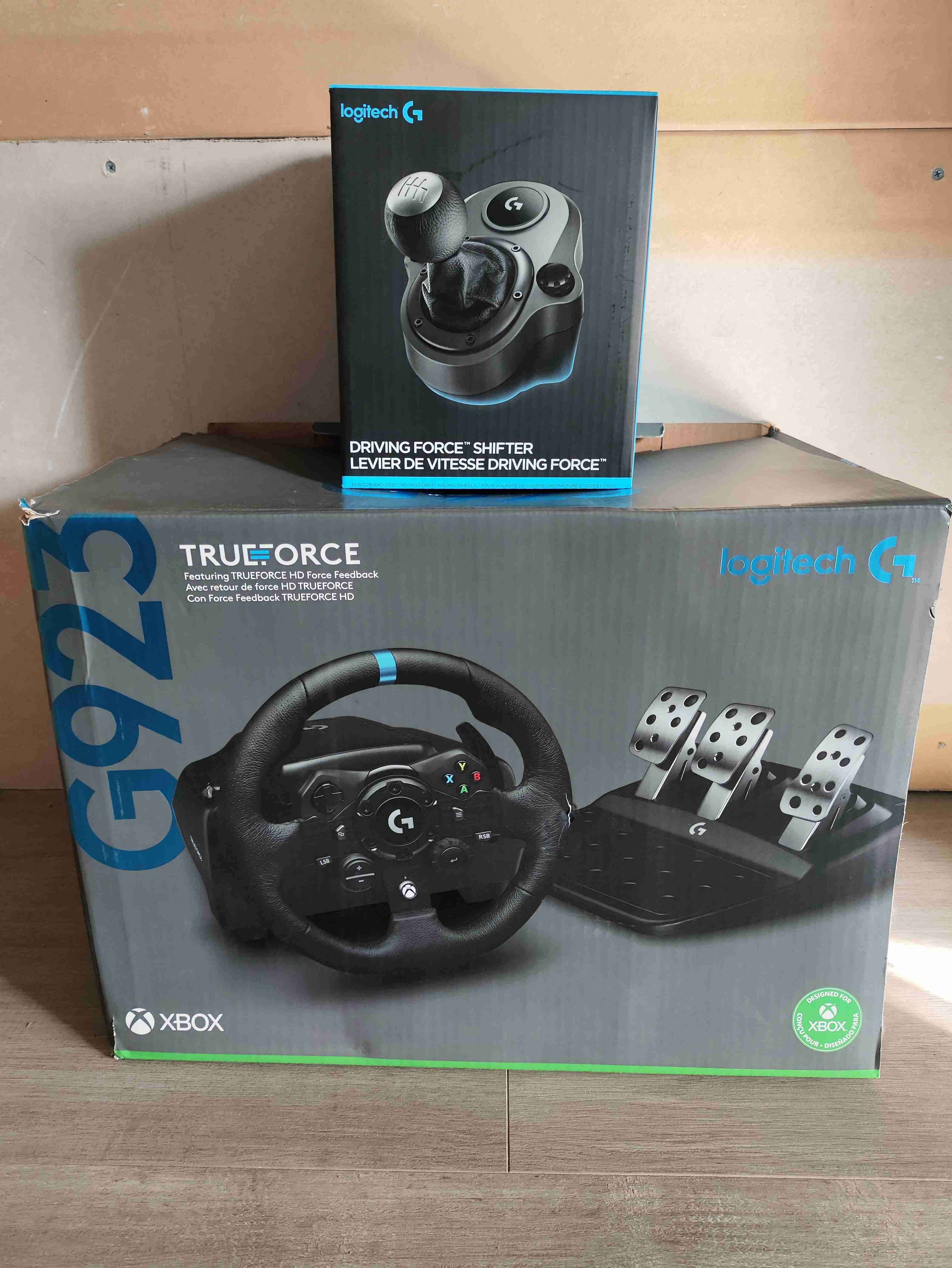 Volante Logitech G923 + Palanca de Cambios - miniatura 6