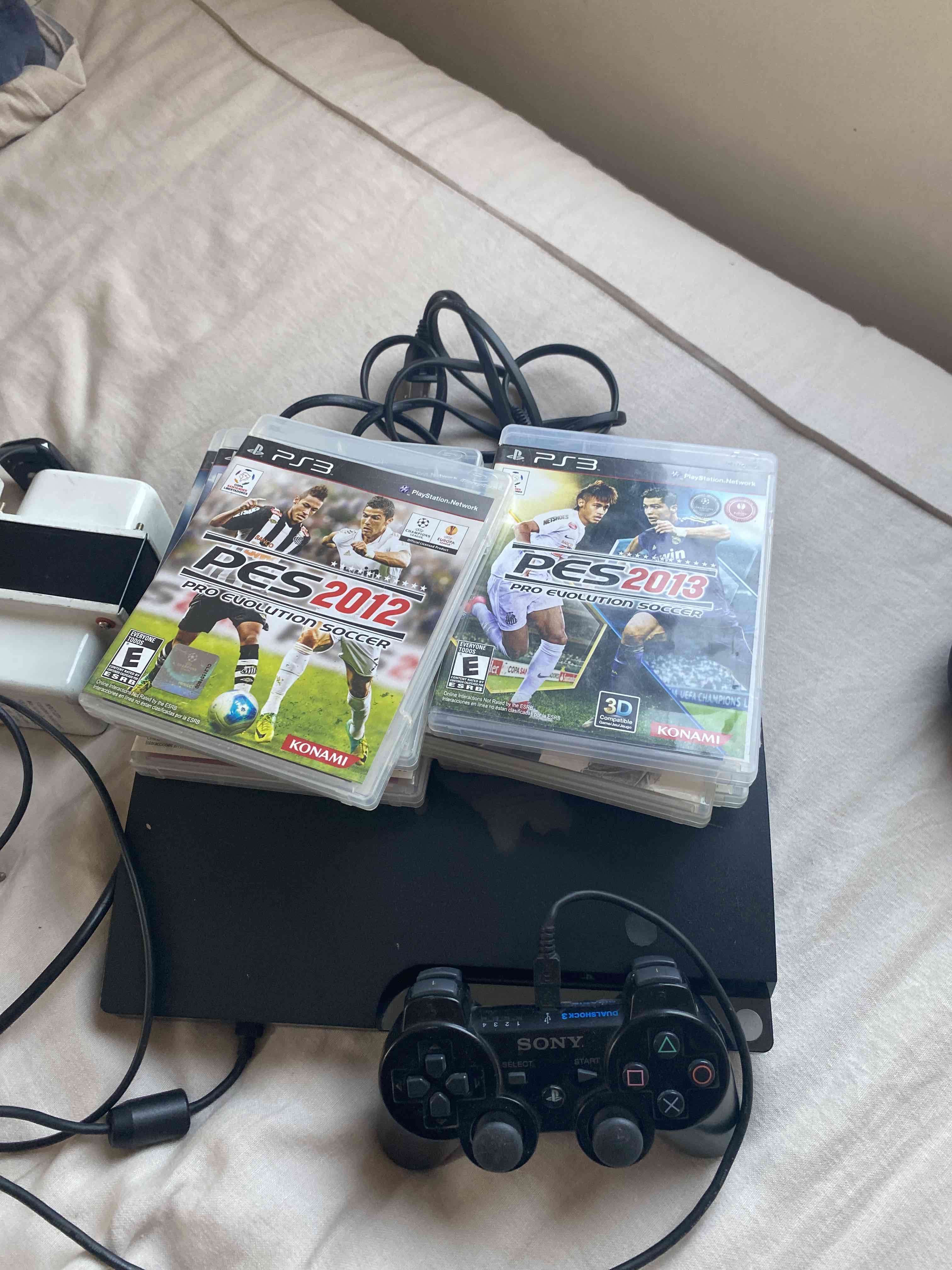 Consola Sony PlayStation 3 con juegos - miniatura 2