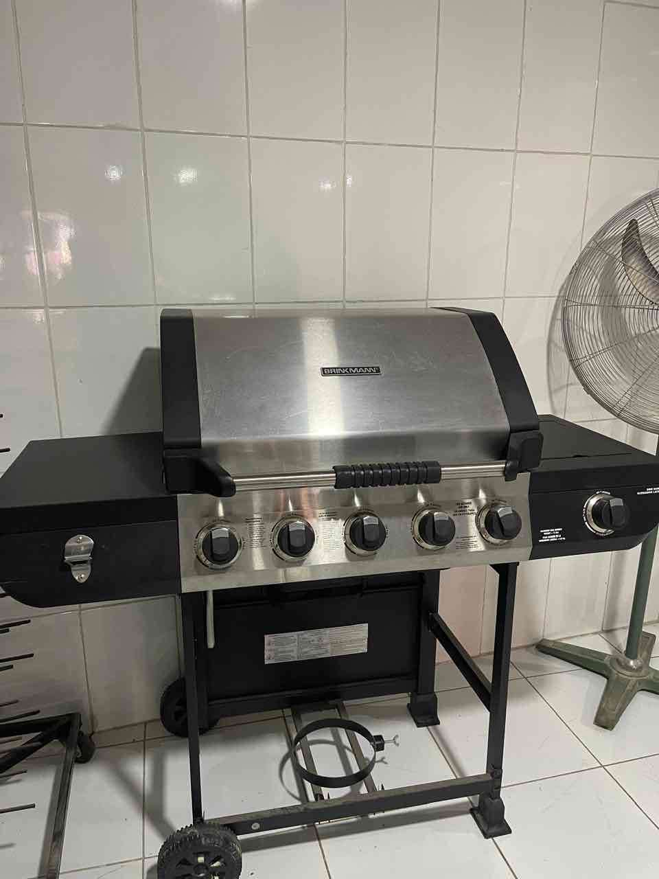 Parrilla a gas NUEVA seis quemadores - miniatura 2