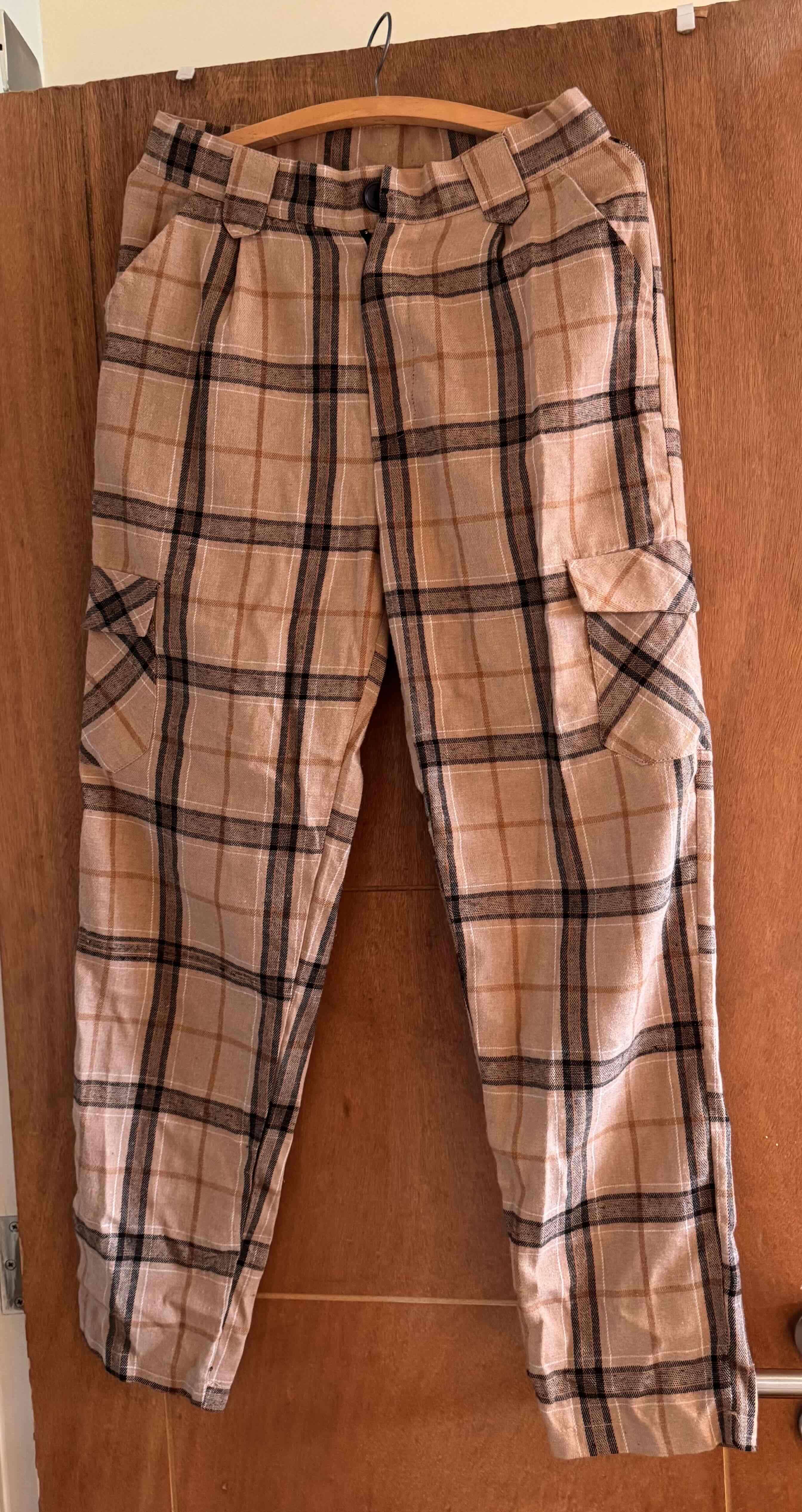 Chaqueta peluda marrón con capucha - miniatura 5