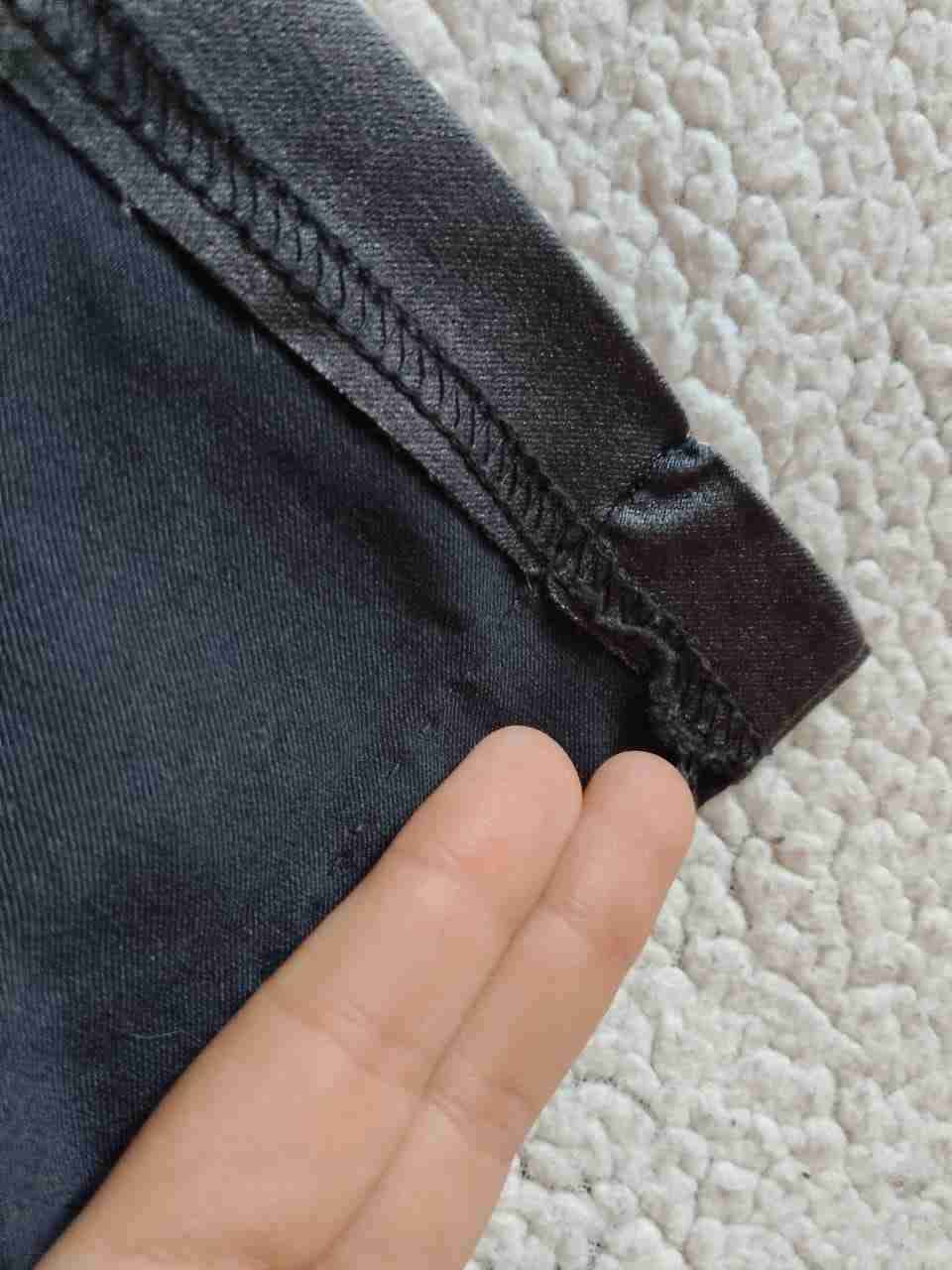 Vestido jardinero negro - miniatura 3