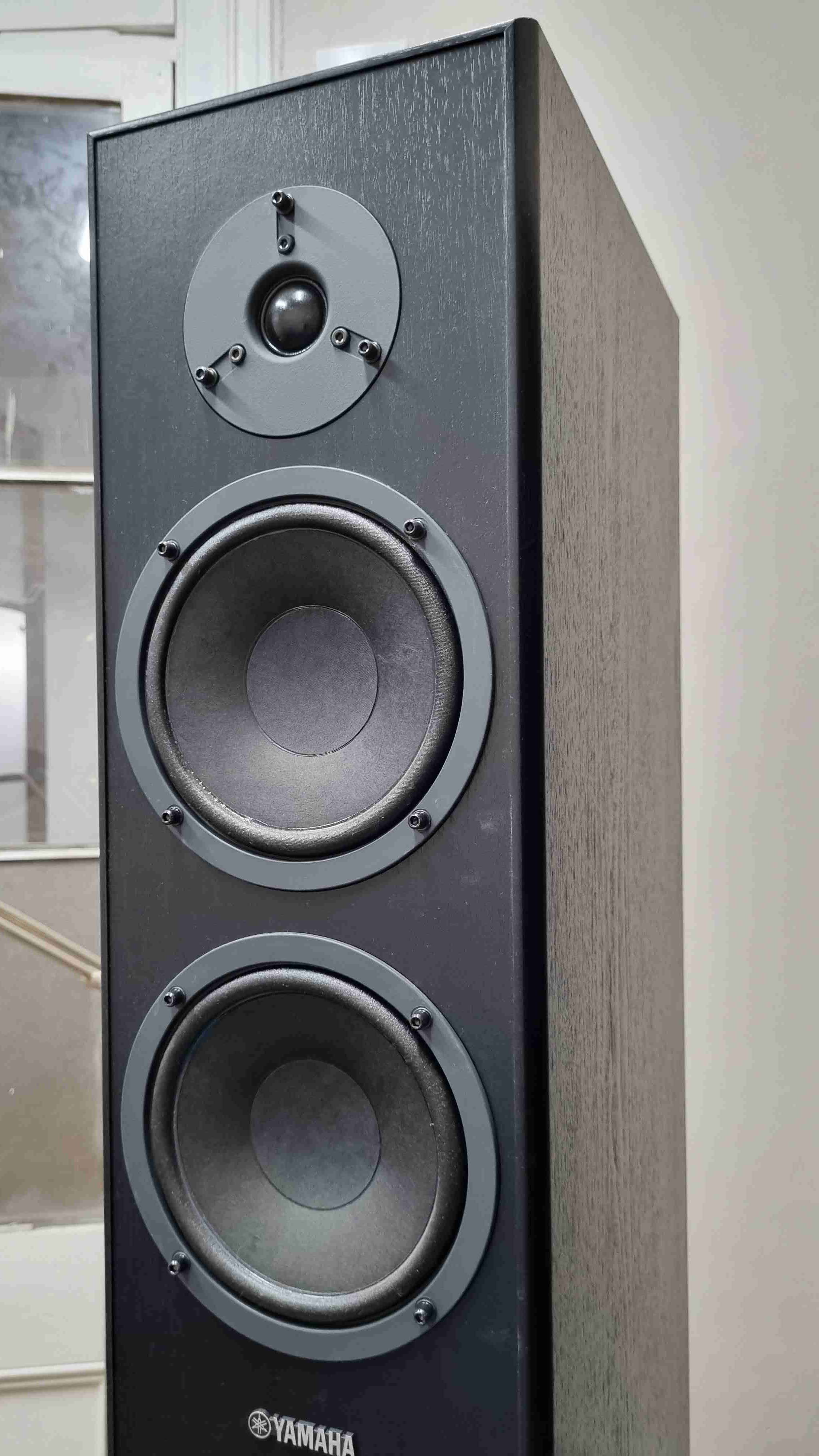 Parlantes Yamaha NSF150 HiFi y Cine HD - miniatura 4