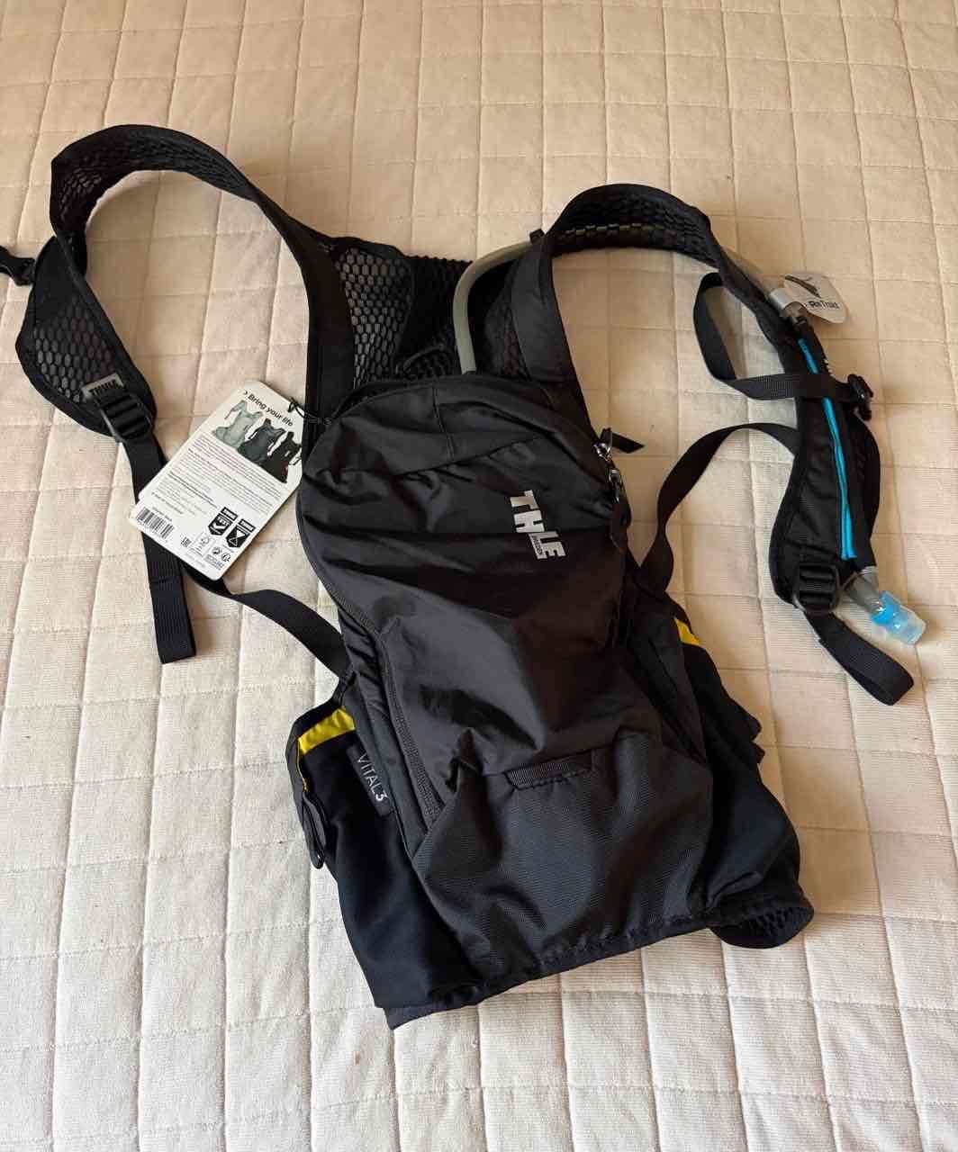 Mochila de hidratación negra Thule nueva - miniatura 1