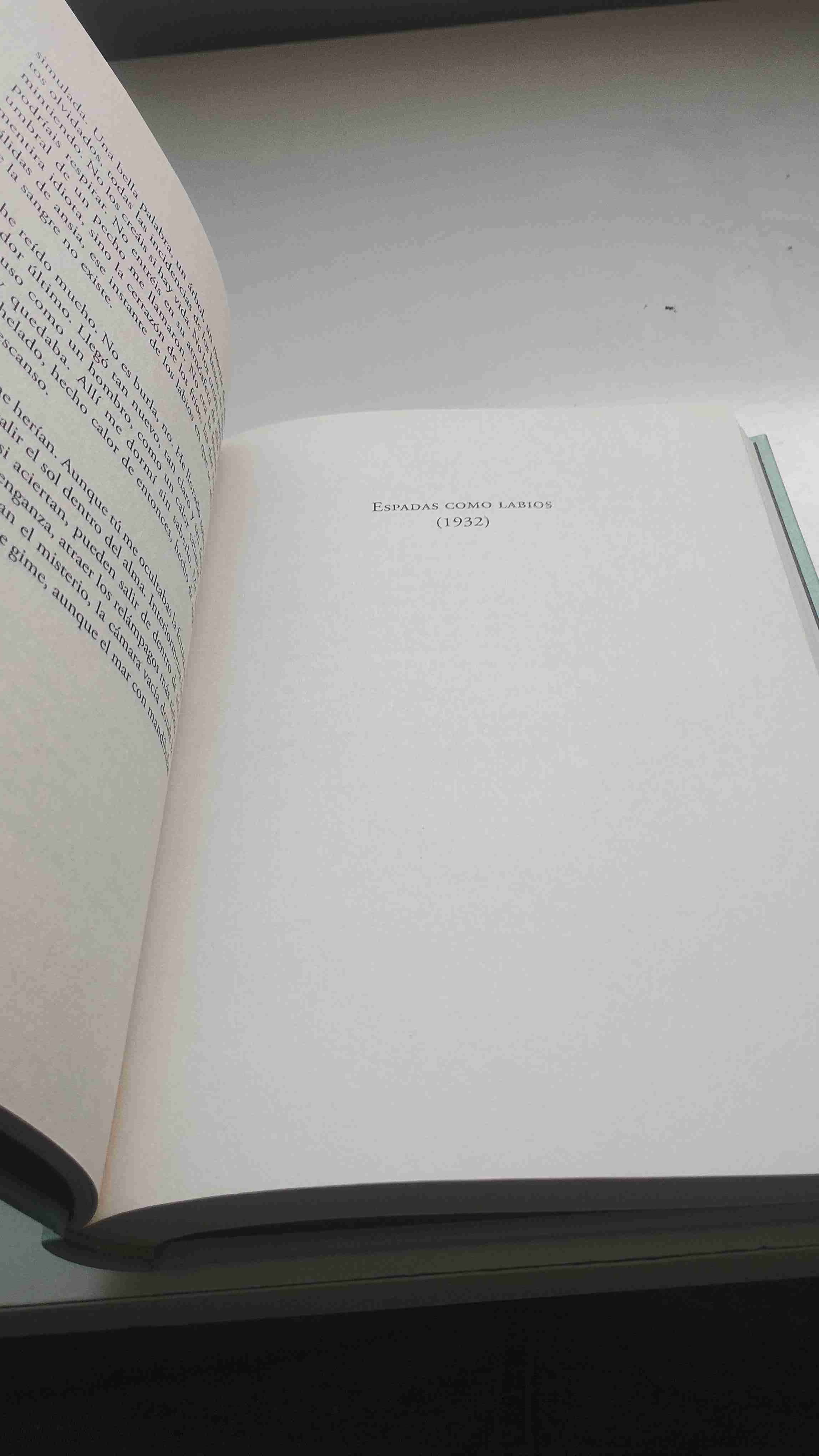 Libro Poemas Esenciales Vicente Aleixandre - miniatura 2