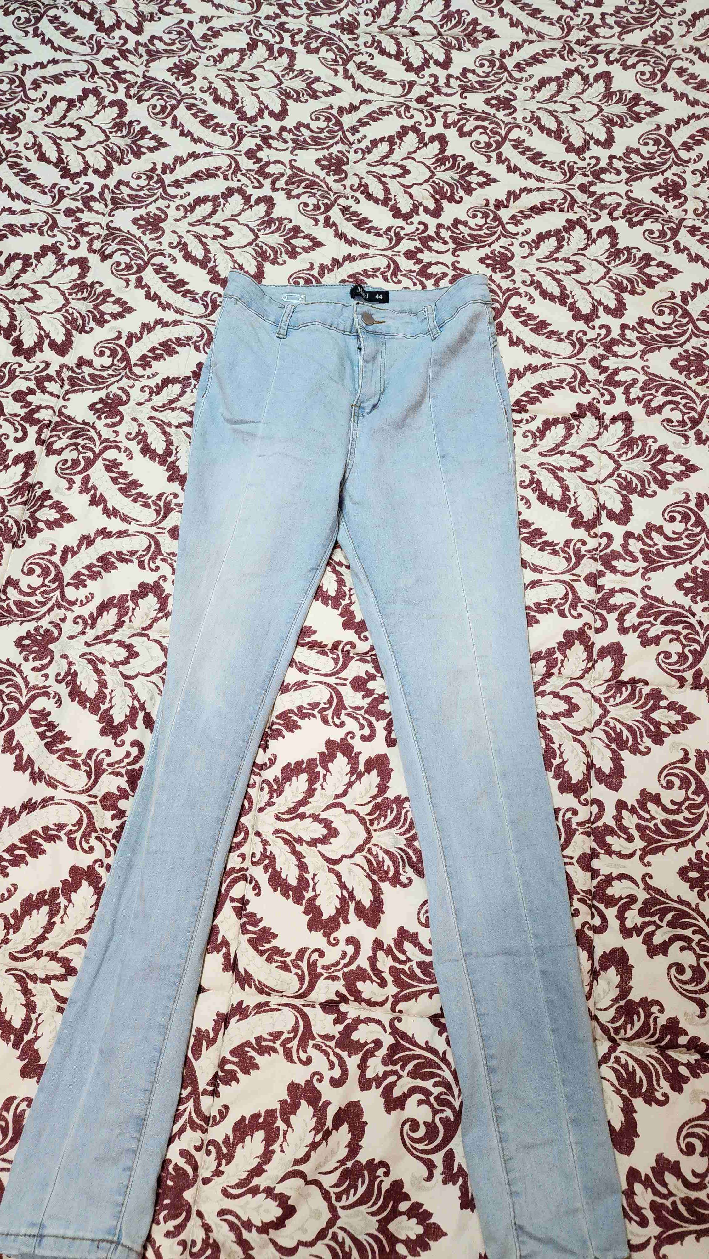 Jeans celeste ajustados - miniatura 2