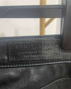 Pantalón mujer tipo cuero Esprit - miniatura 4