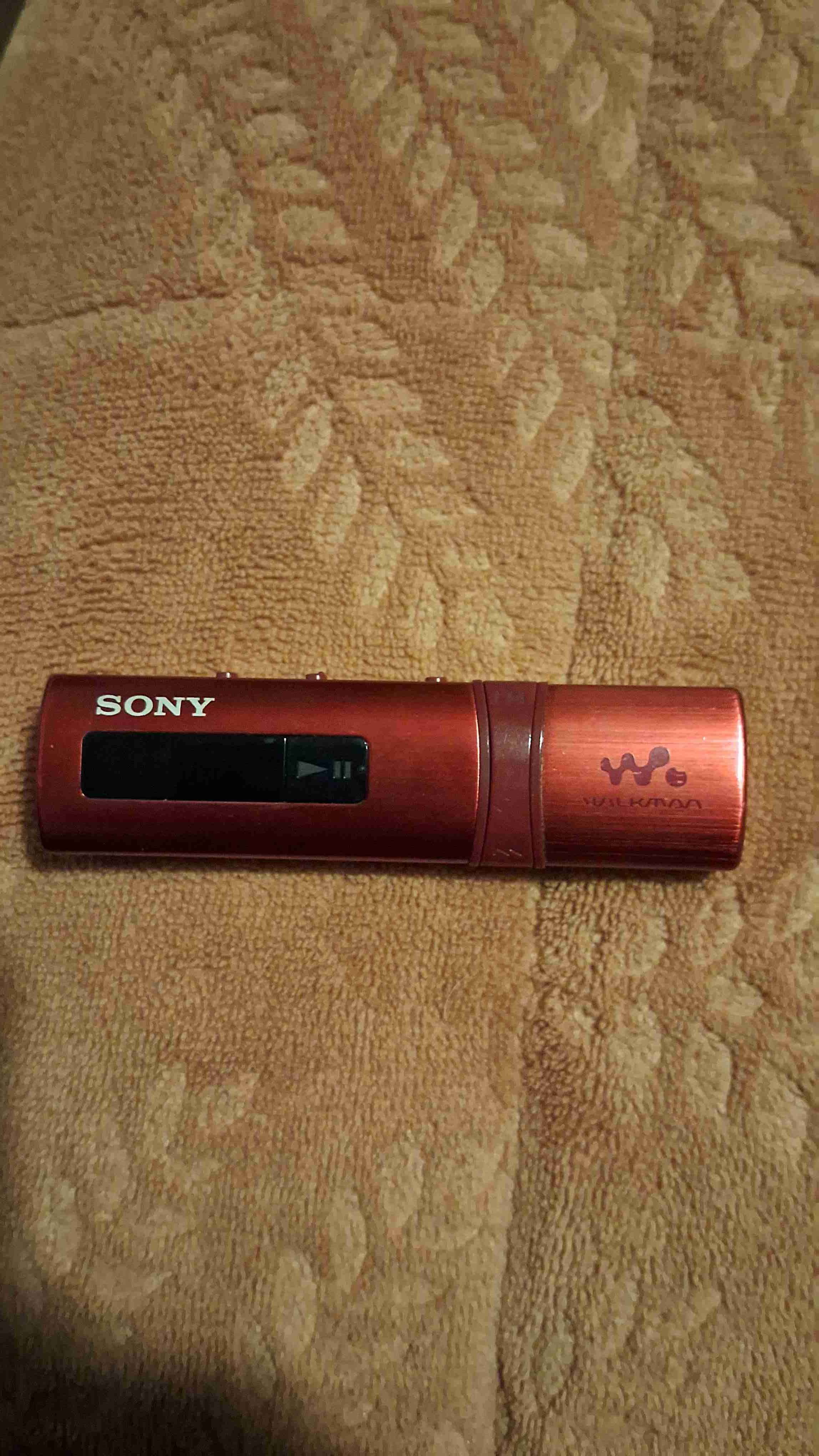 Reproductor Sony Walkman rojo