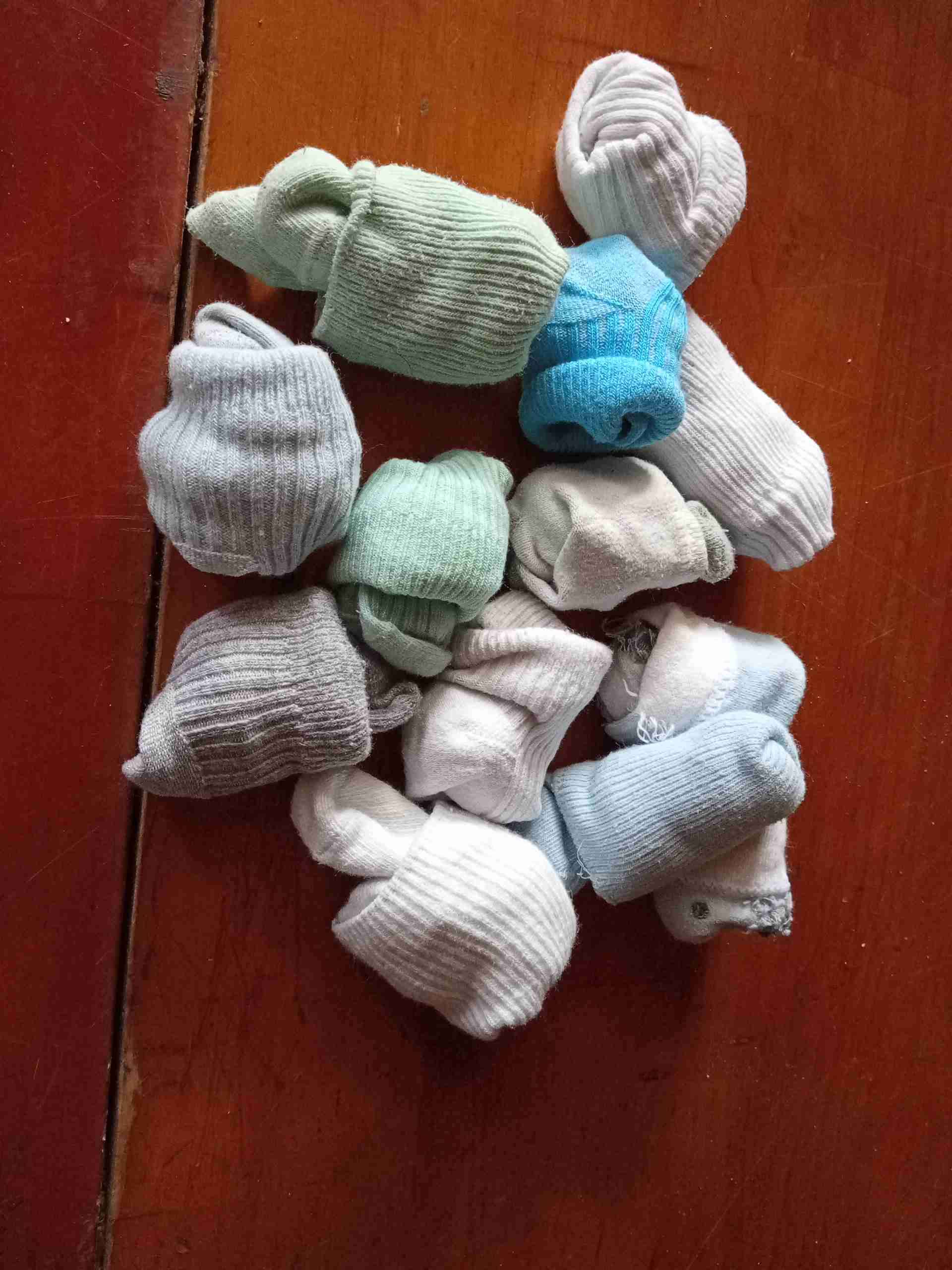 Calcetines de bebé varios colores - miniatura 2